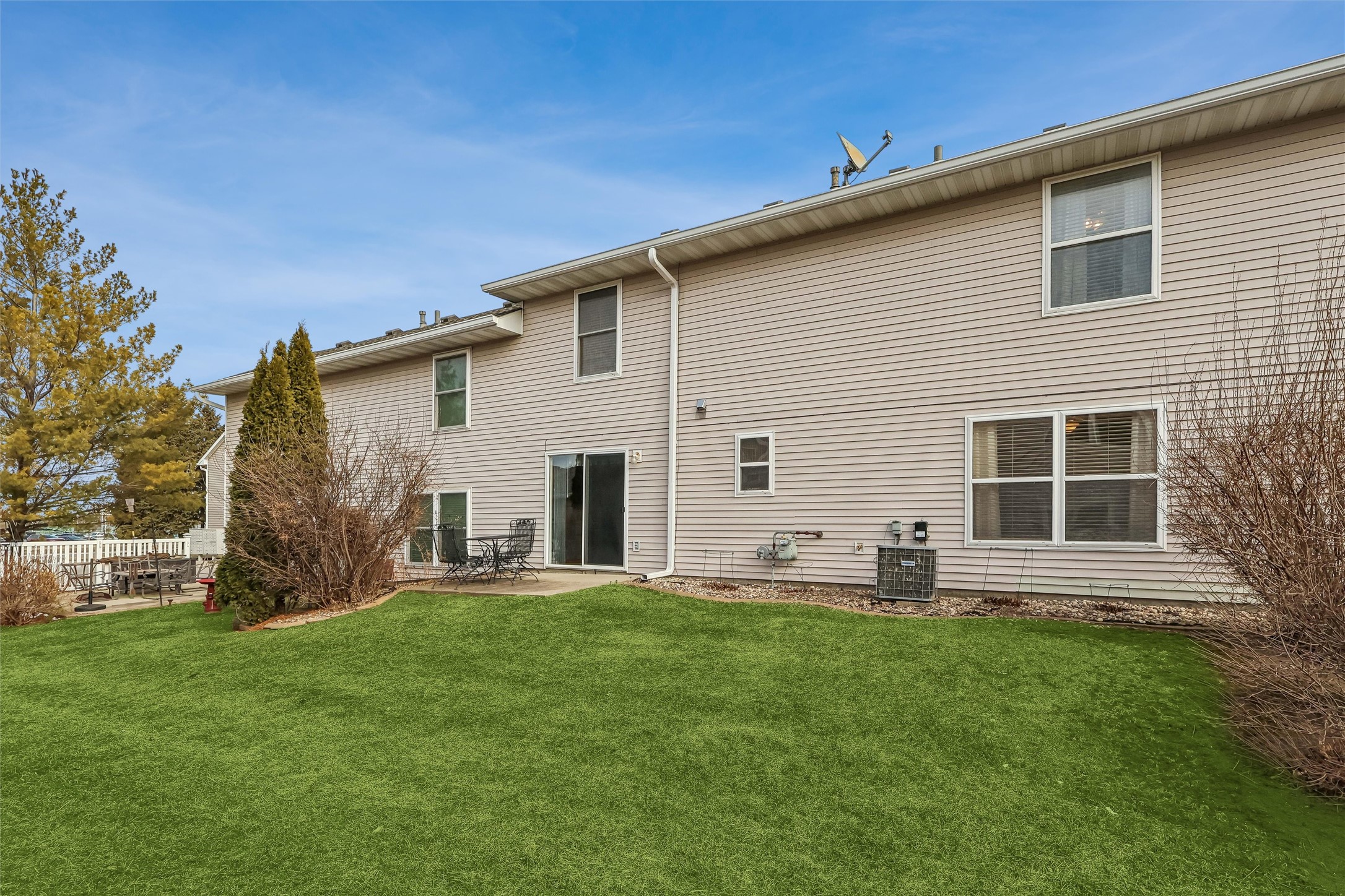 1013 NW Prairie Ridge Drive