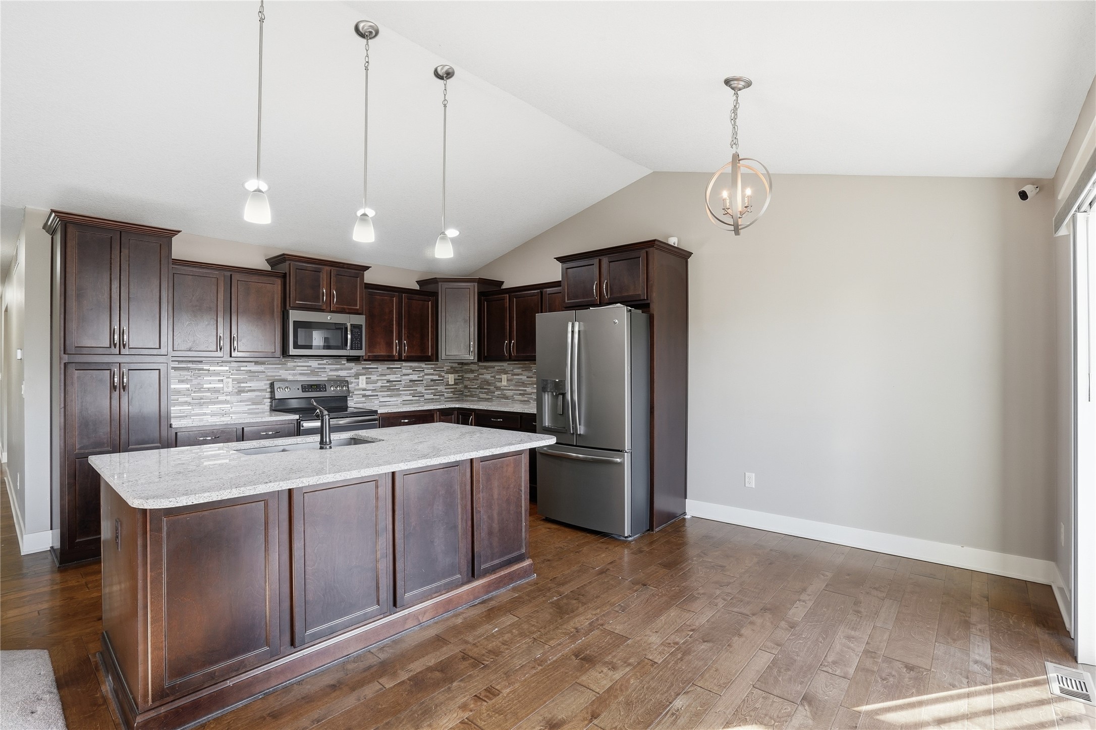 4316 SW Ash Court