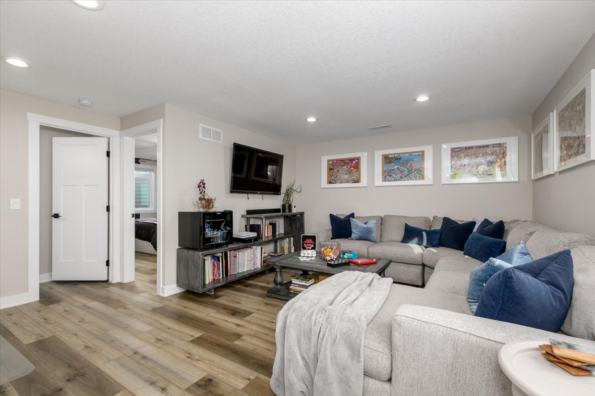 1604 SW Franklin Drive