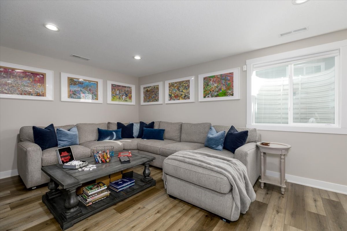 1604 SW Franklin Drive