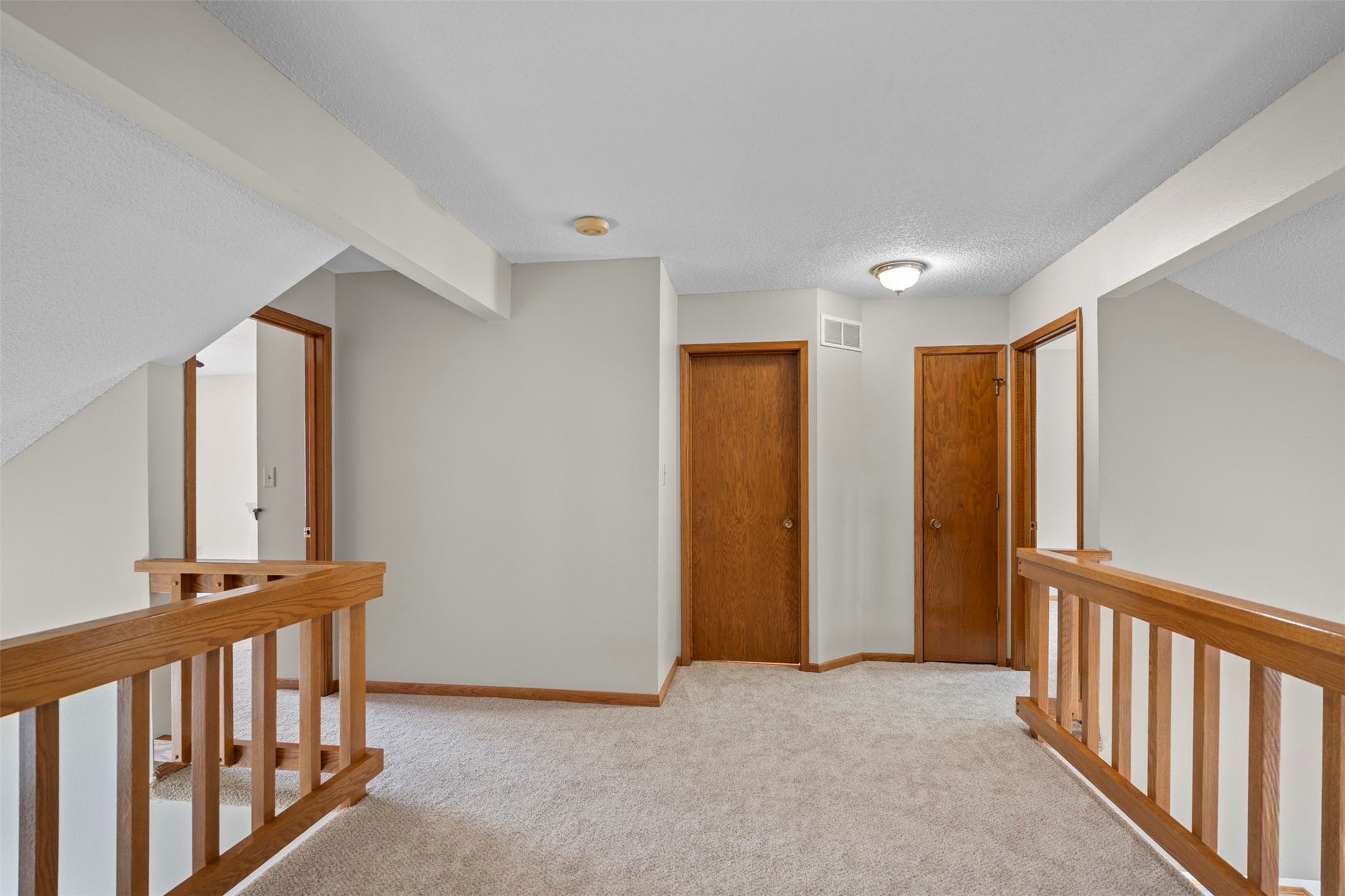 8024 Cobblestone Road