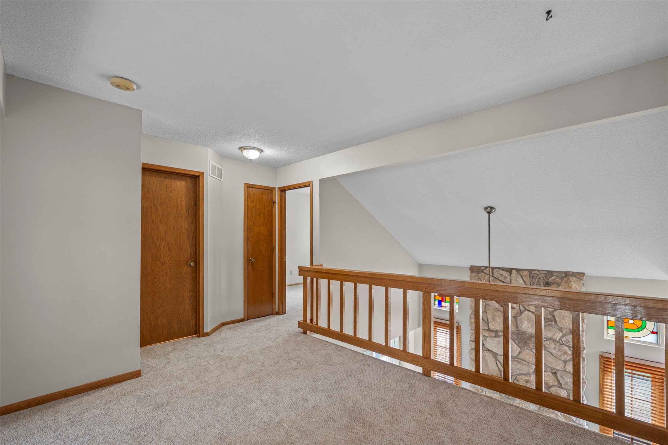 8024 Cobblestone Road