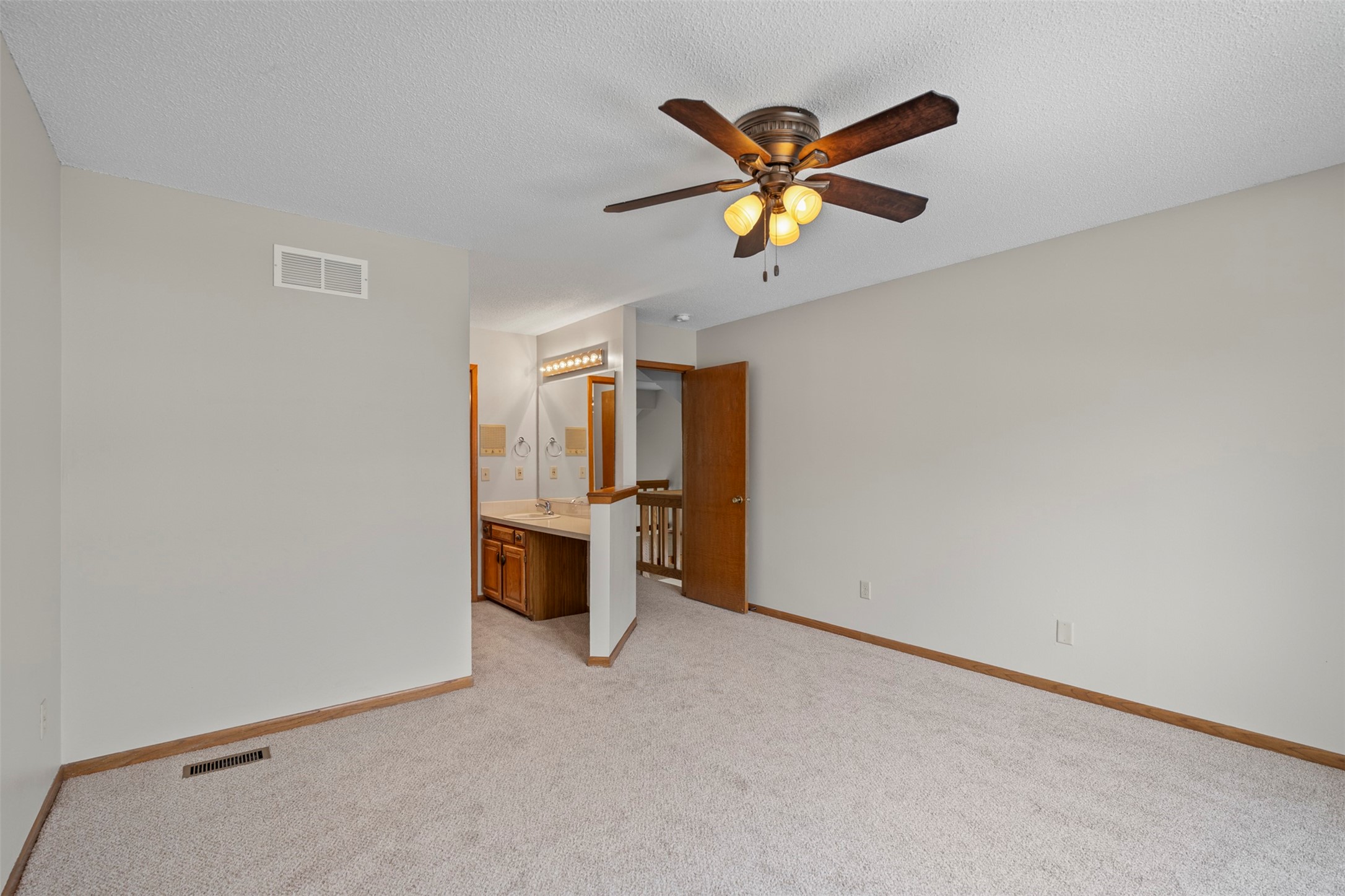 8024 Cobblestone Road