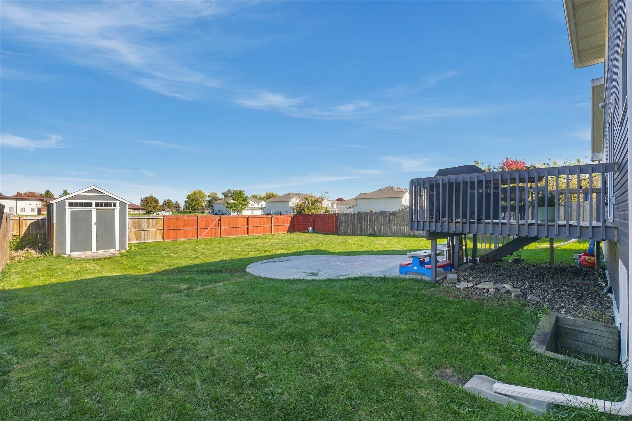 909 10th Street SE