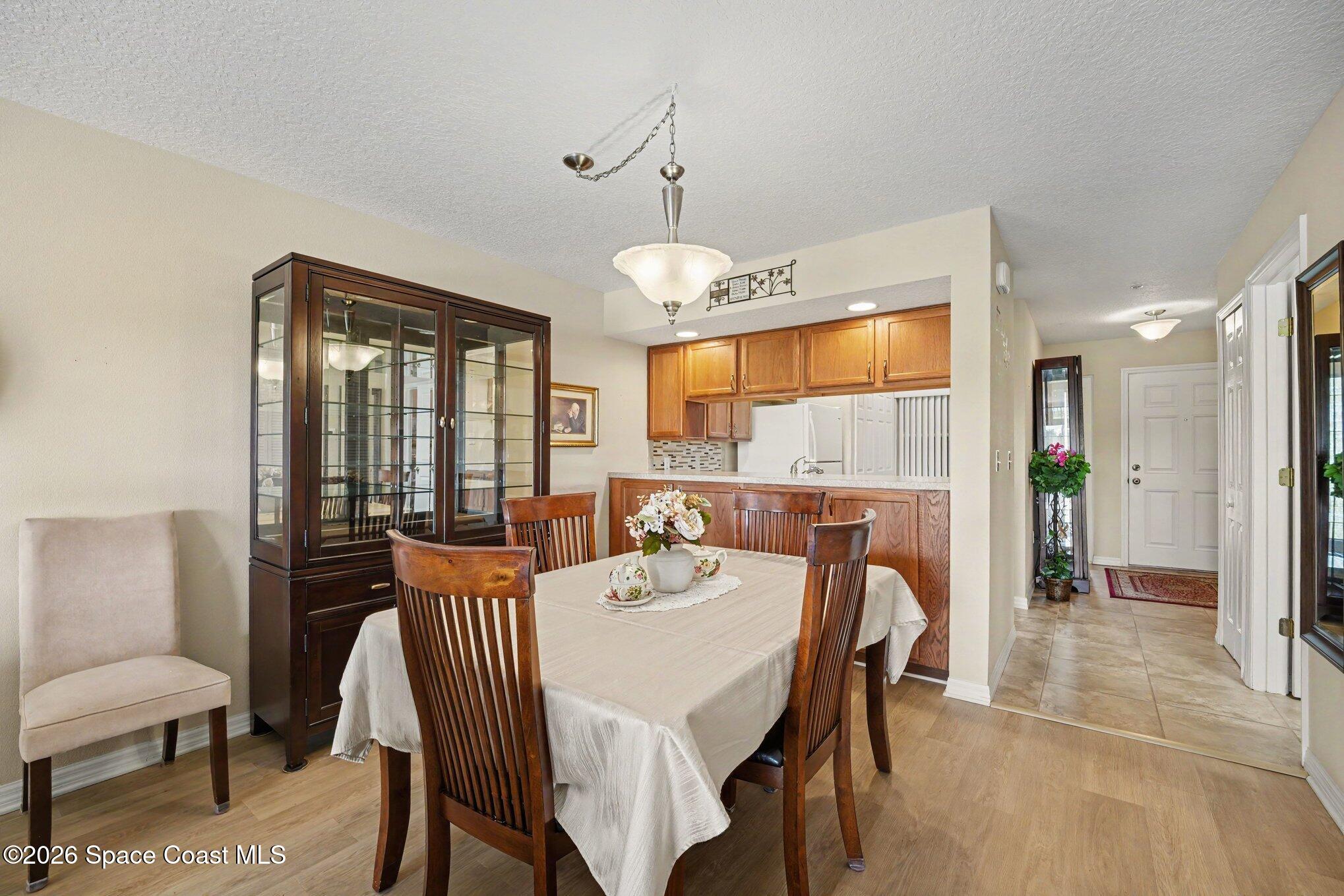 565 Shadow Wood Lane 324