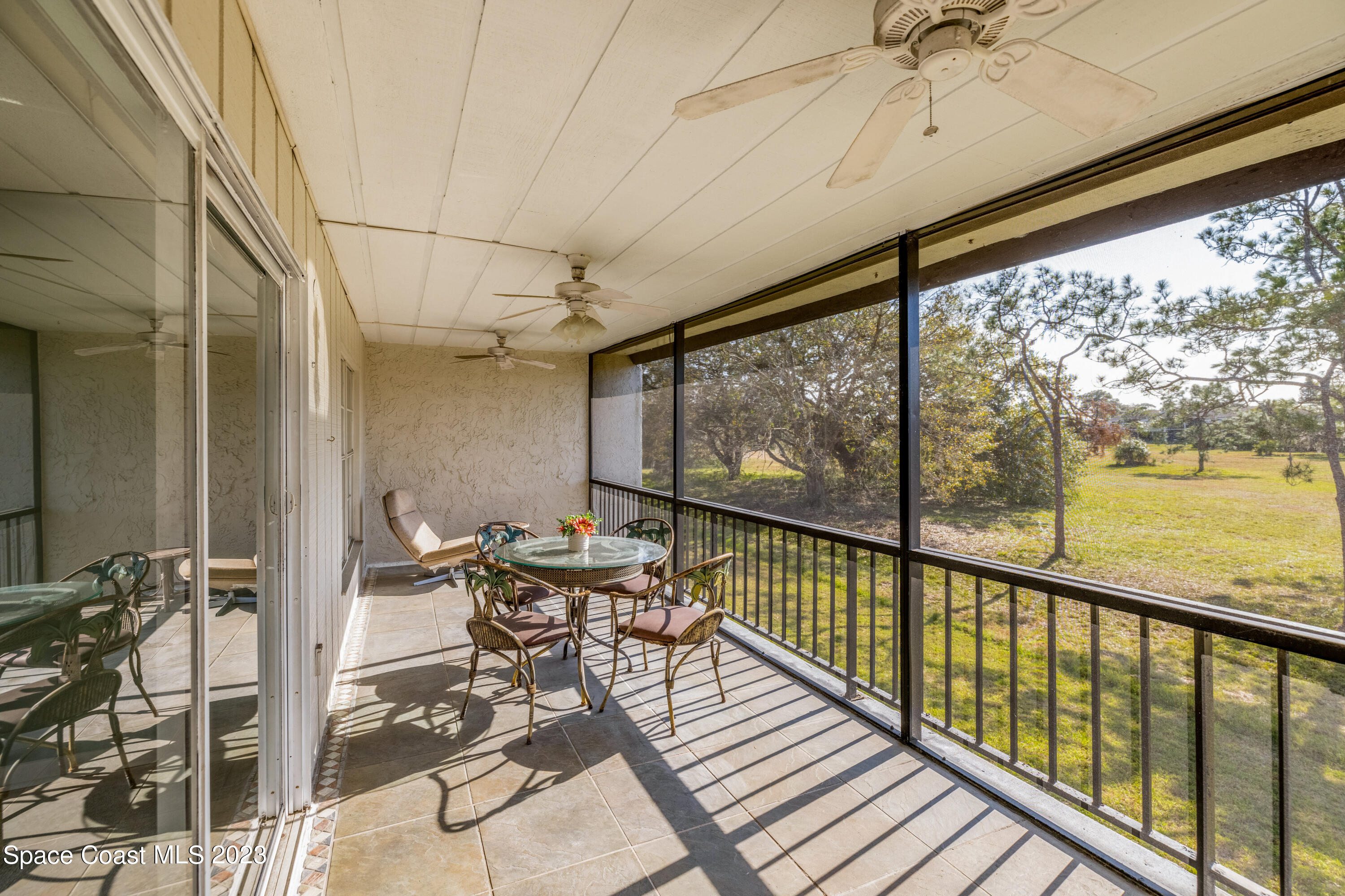 2862 Demaret Drive, 711