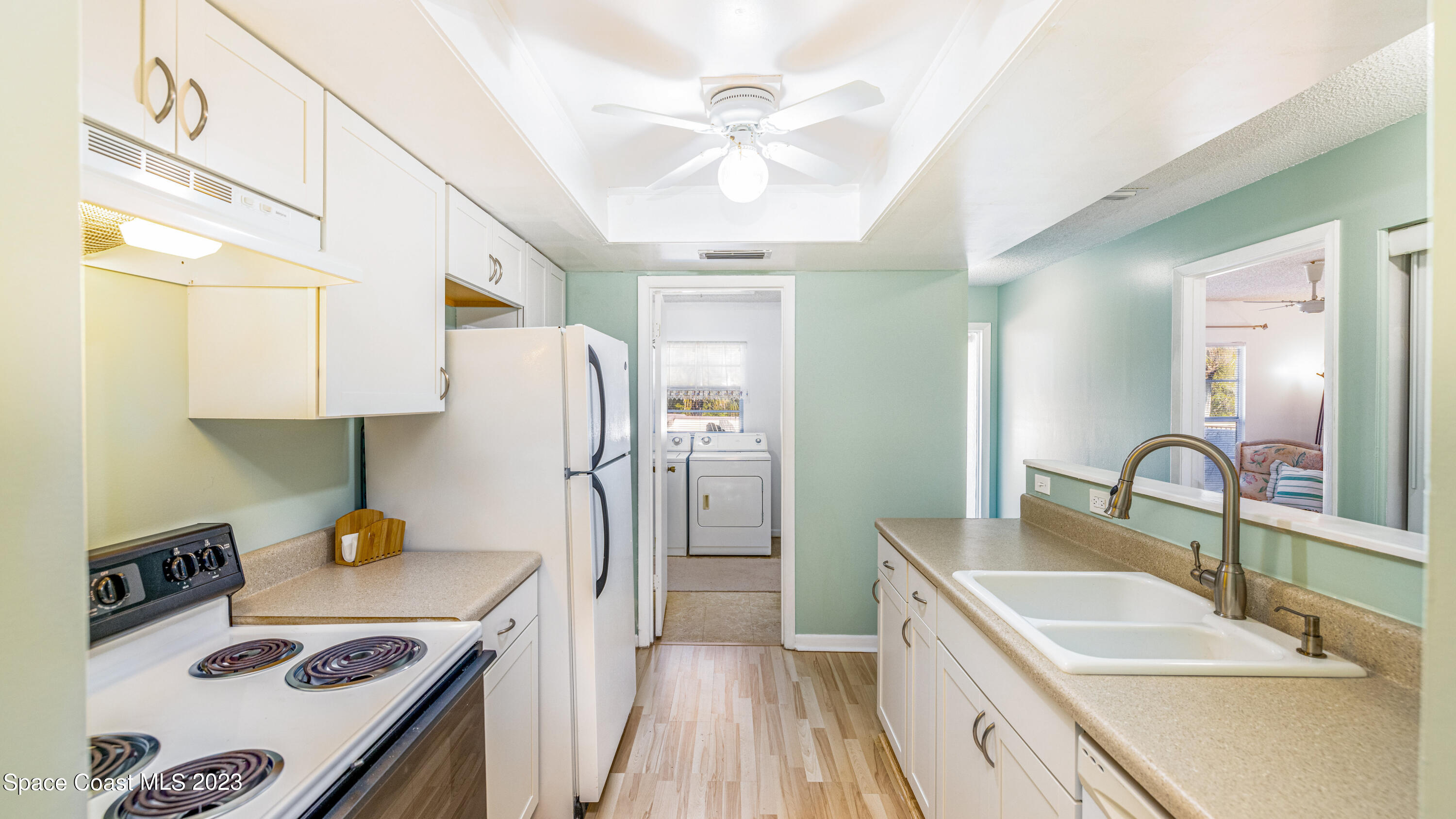 2862 Demaret Drive, 711