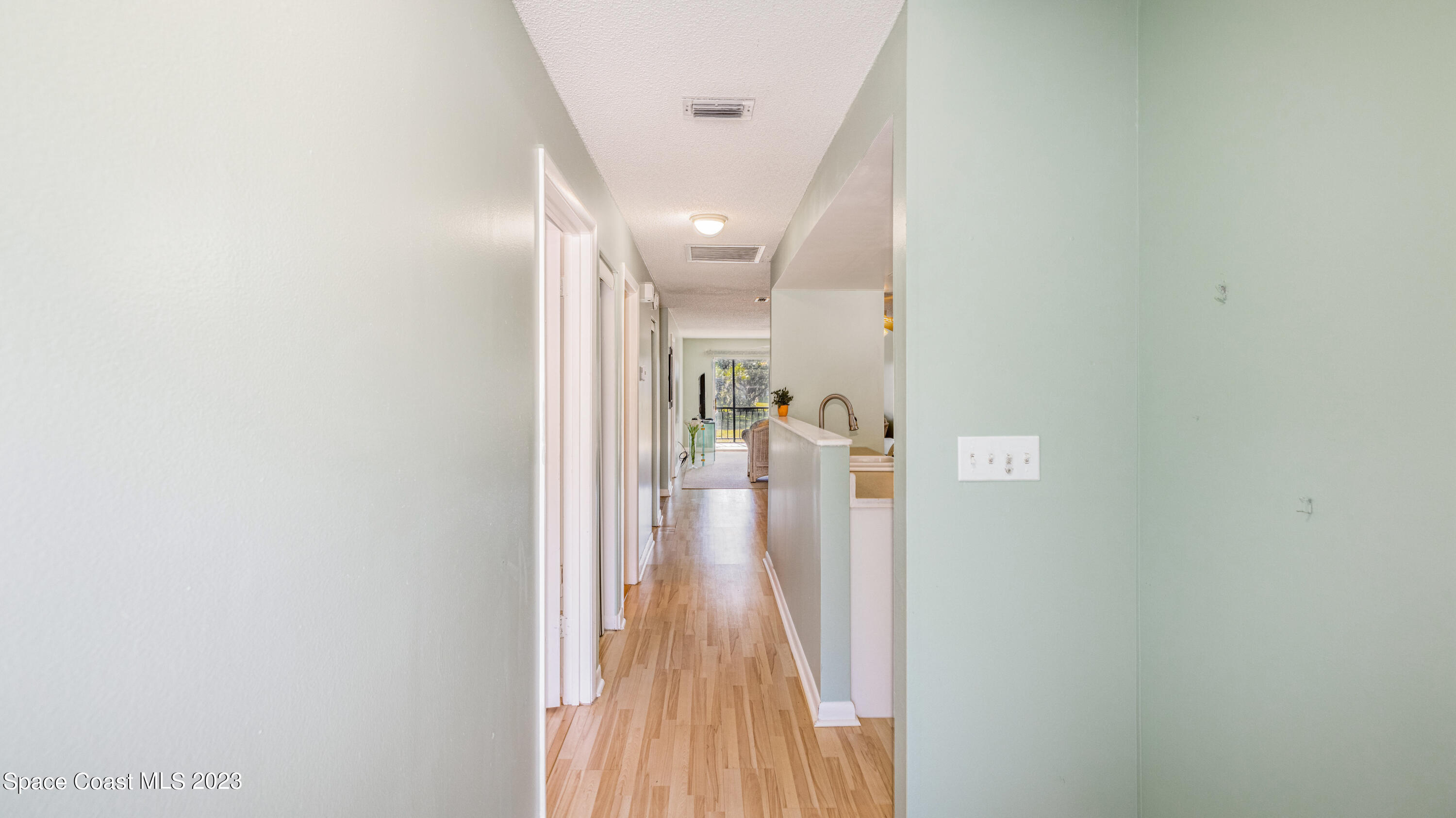 2862 Demaret Drive, 711