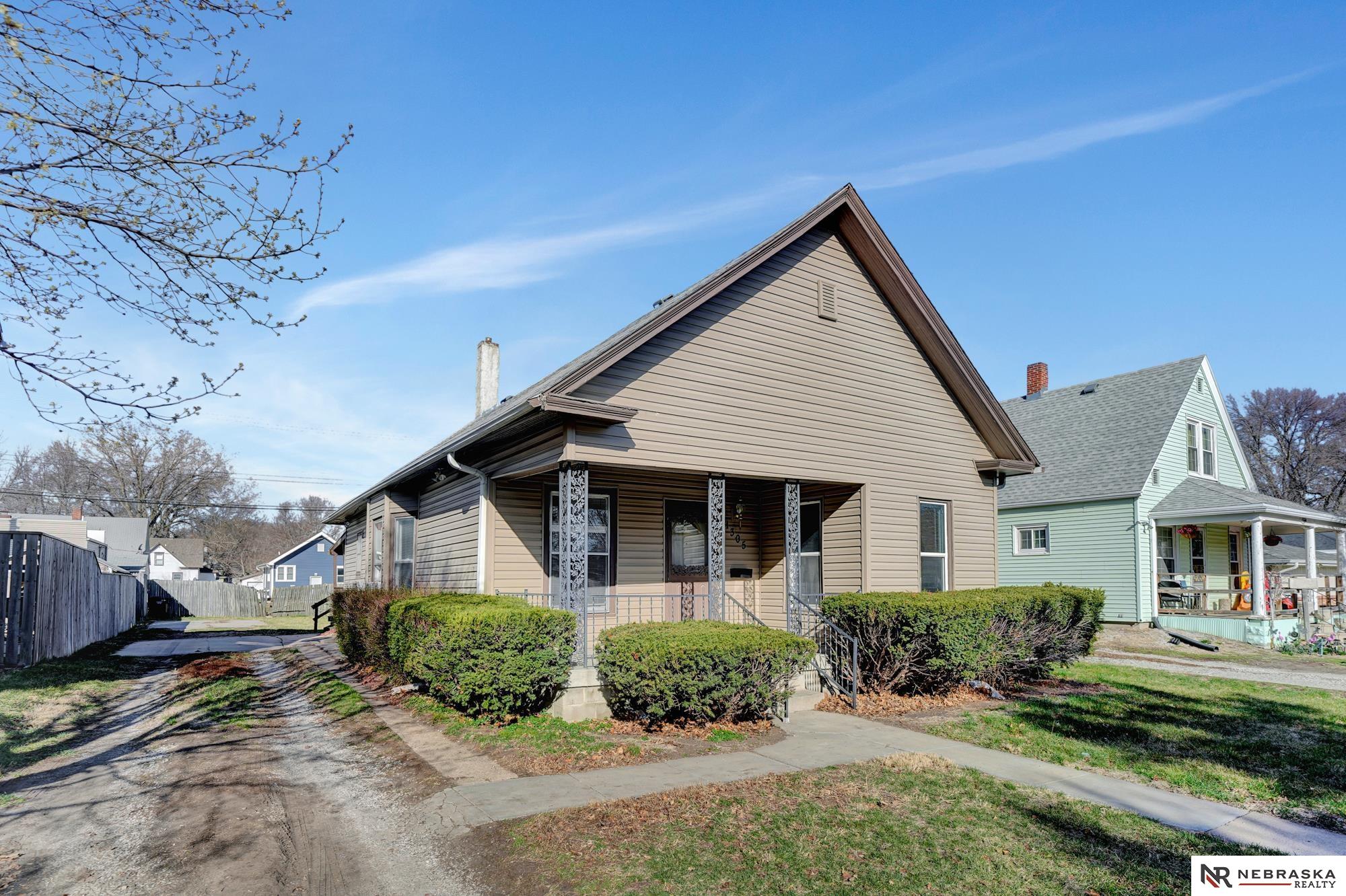 1305 N 25th Street