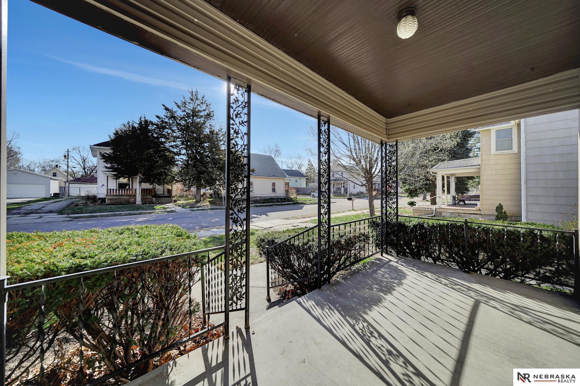 1305 N 25th Street