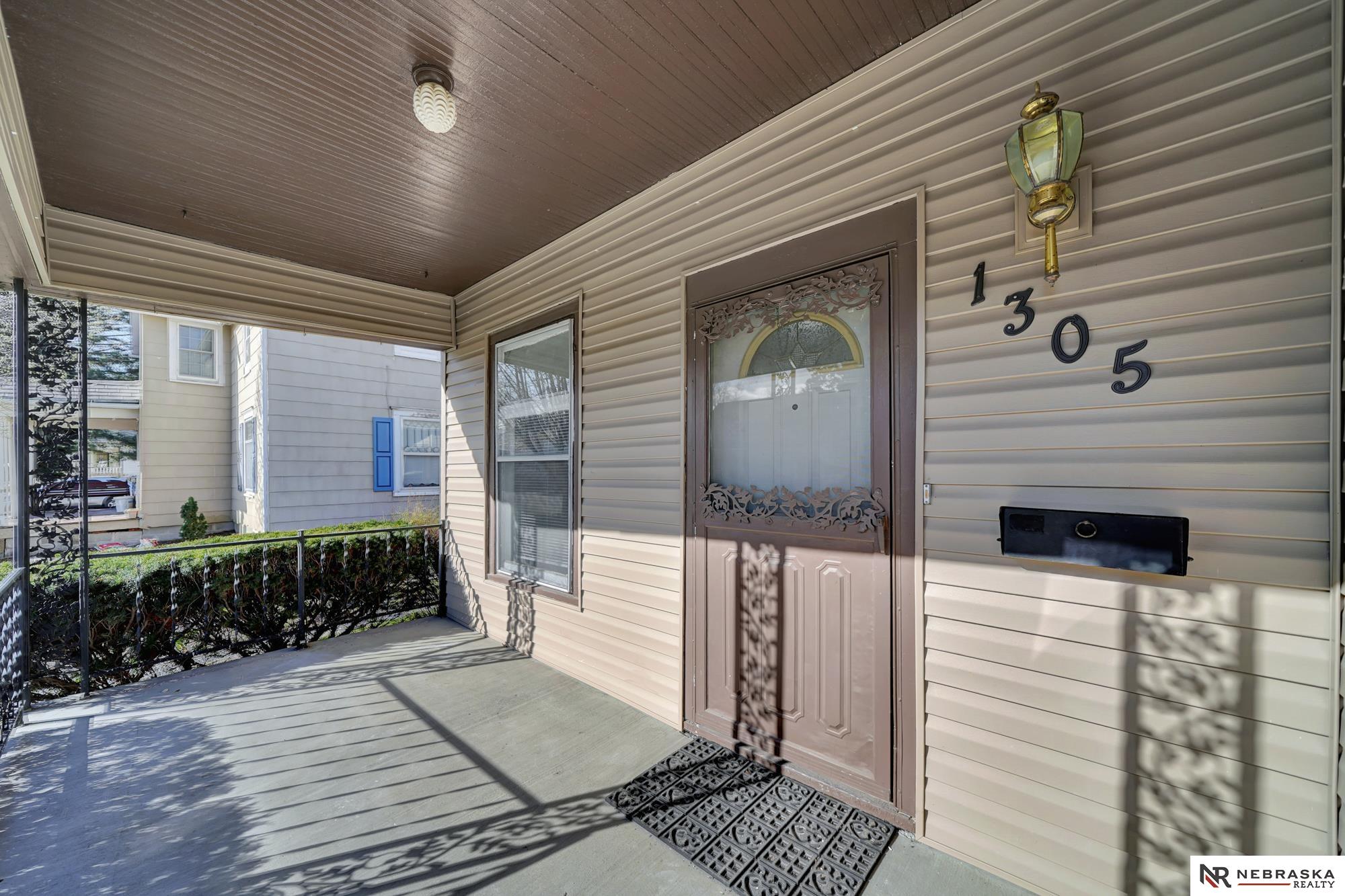 1305 N 25th Street