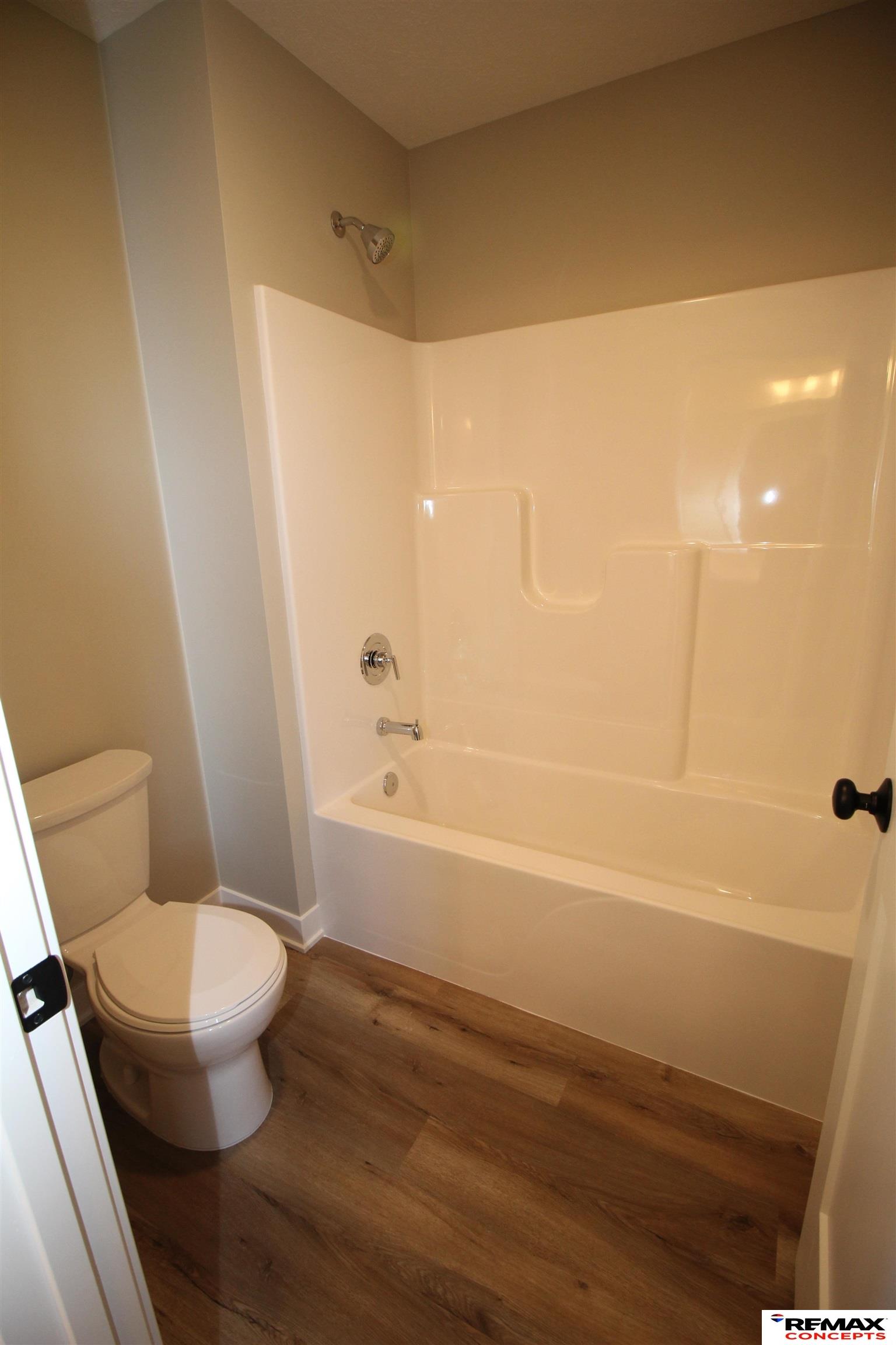 4342 Woodside Village Drive