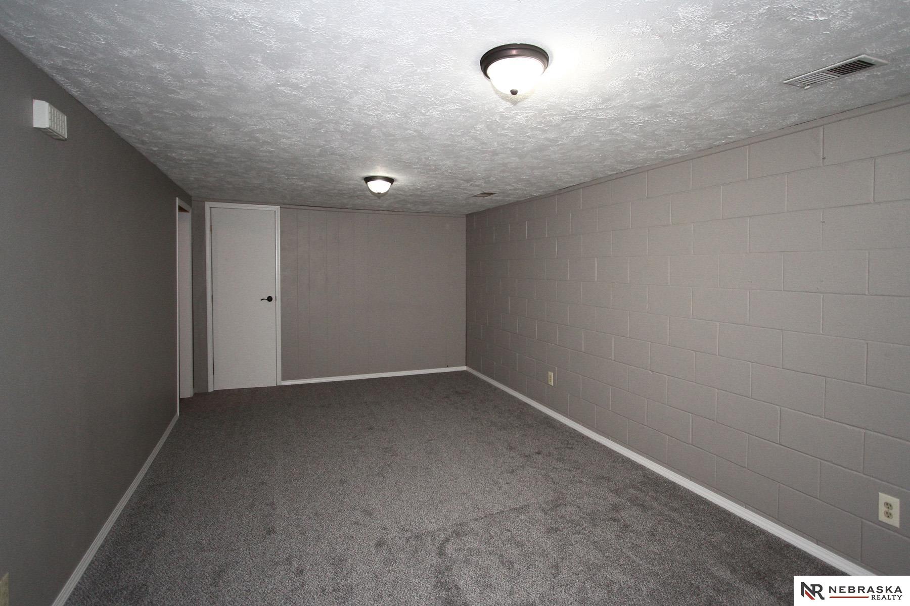 599 266th Road