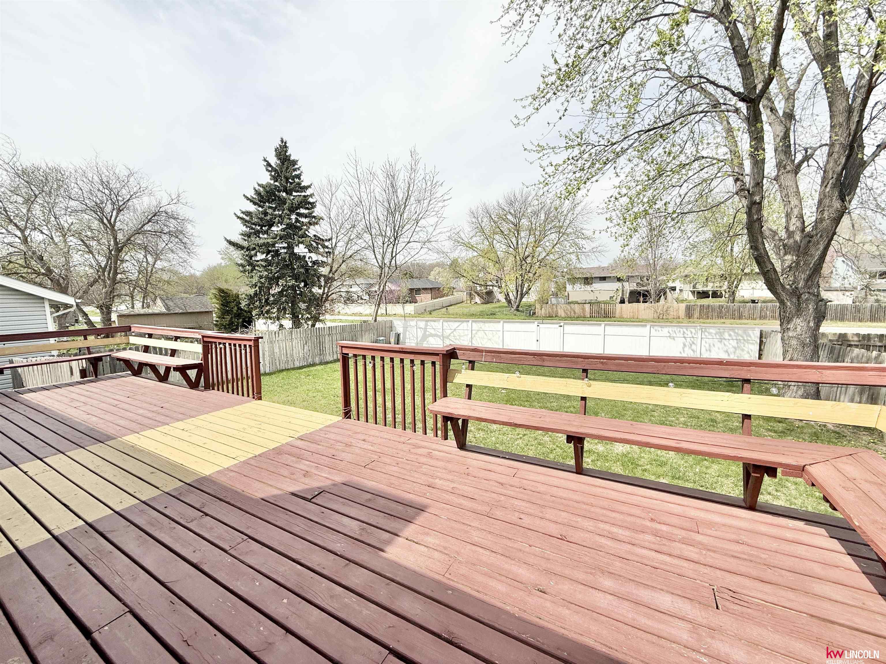 440 W Burt Drive