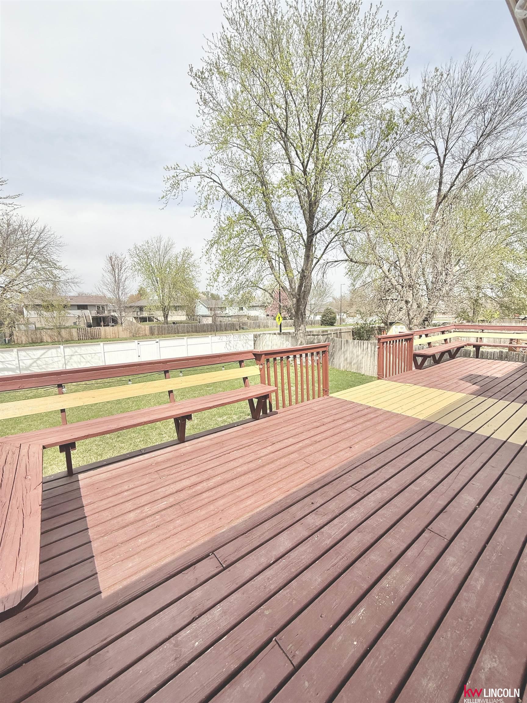 440 W Burt Drive