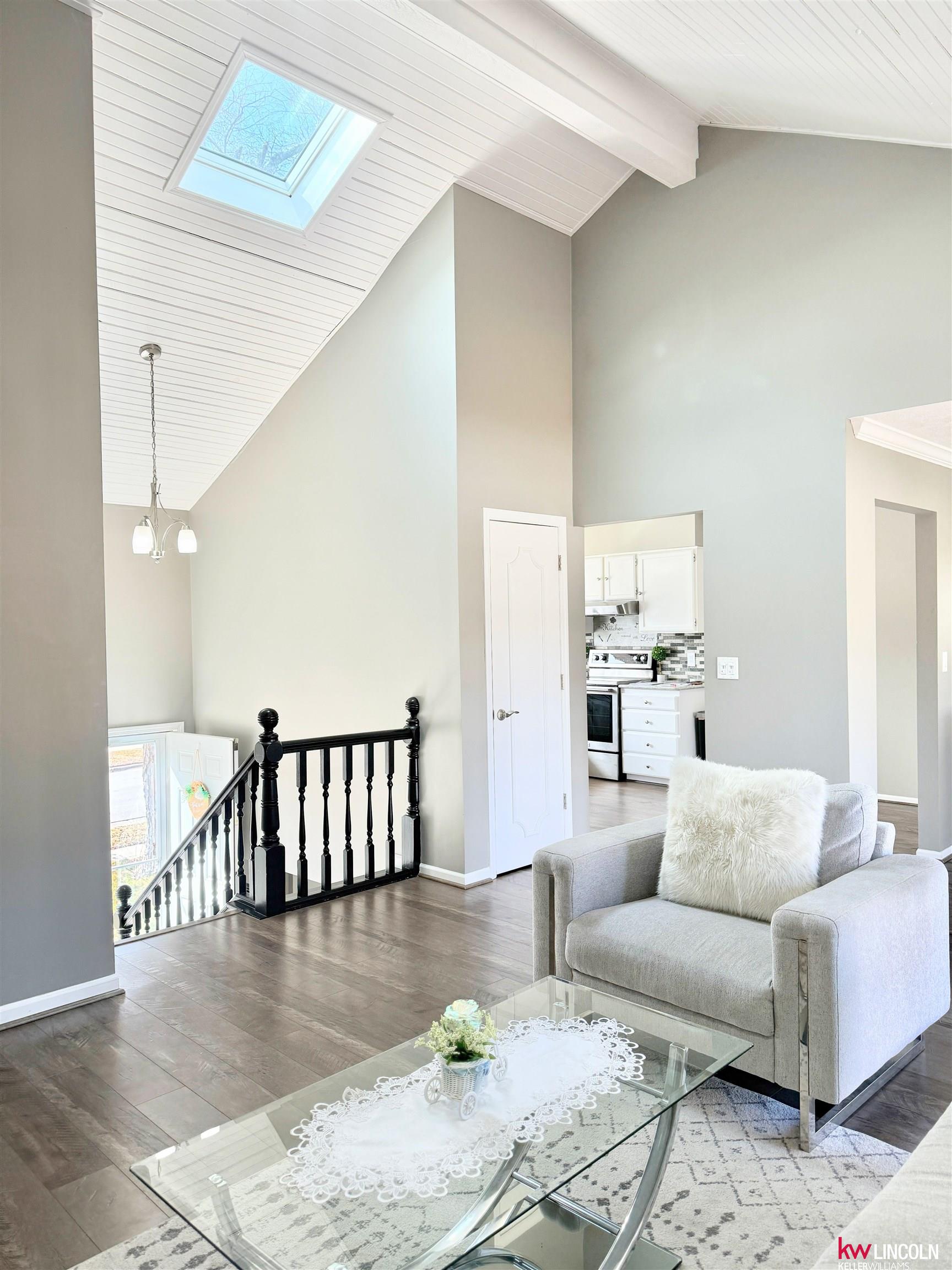 440 W Burt Drive