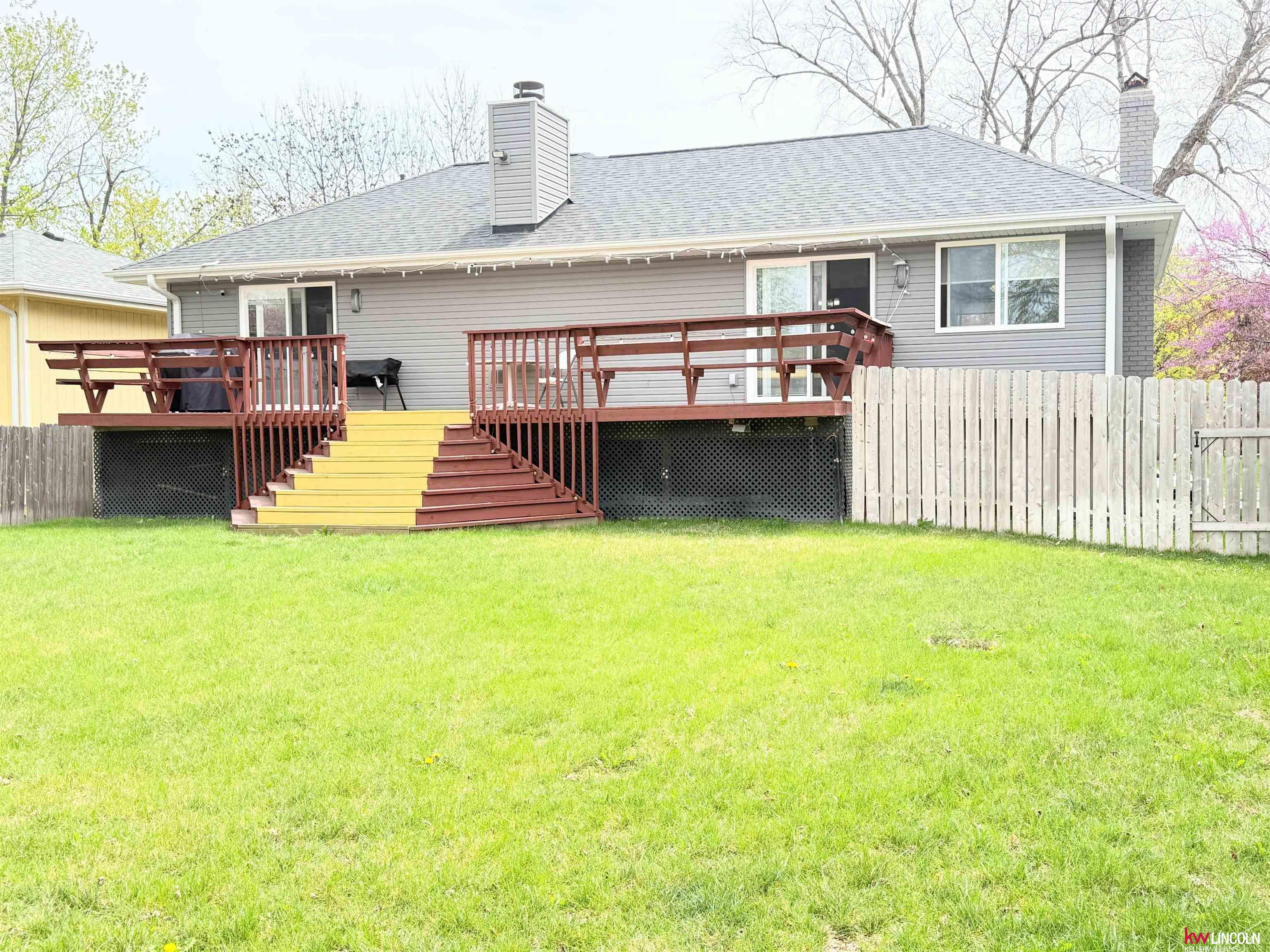 440 W Burt Drive