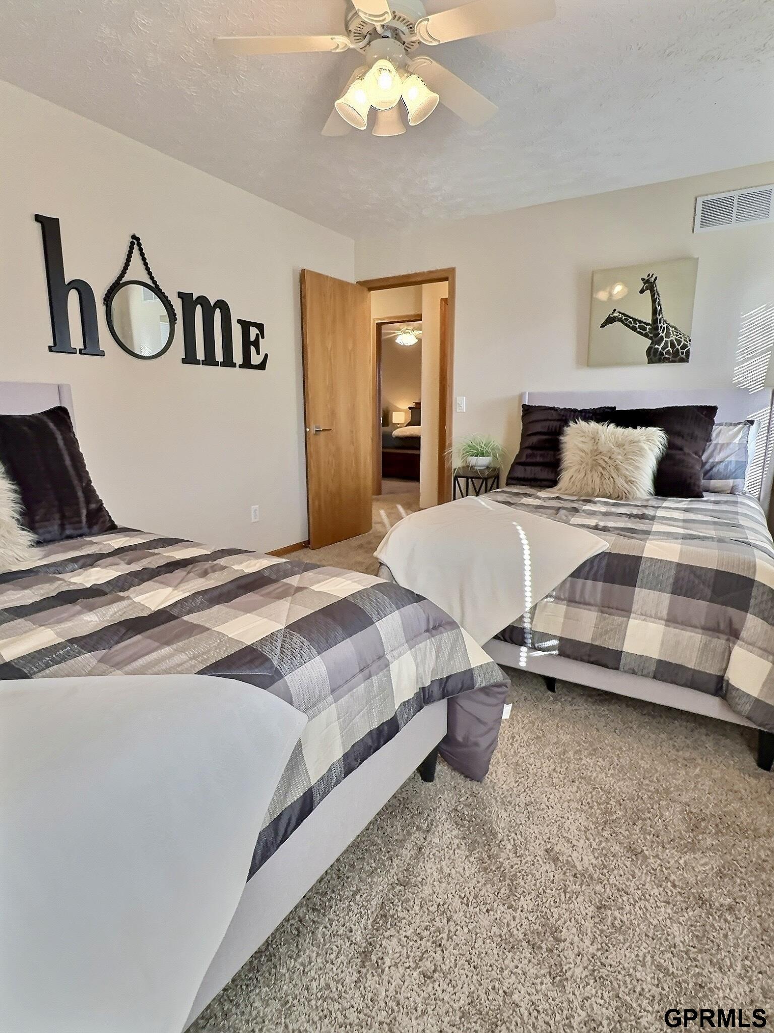 566 Lakeside Drive # 48
