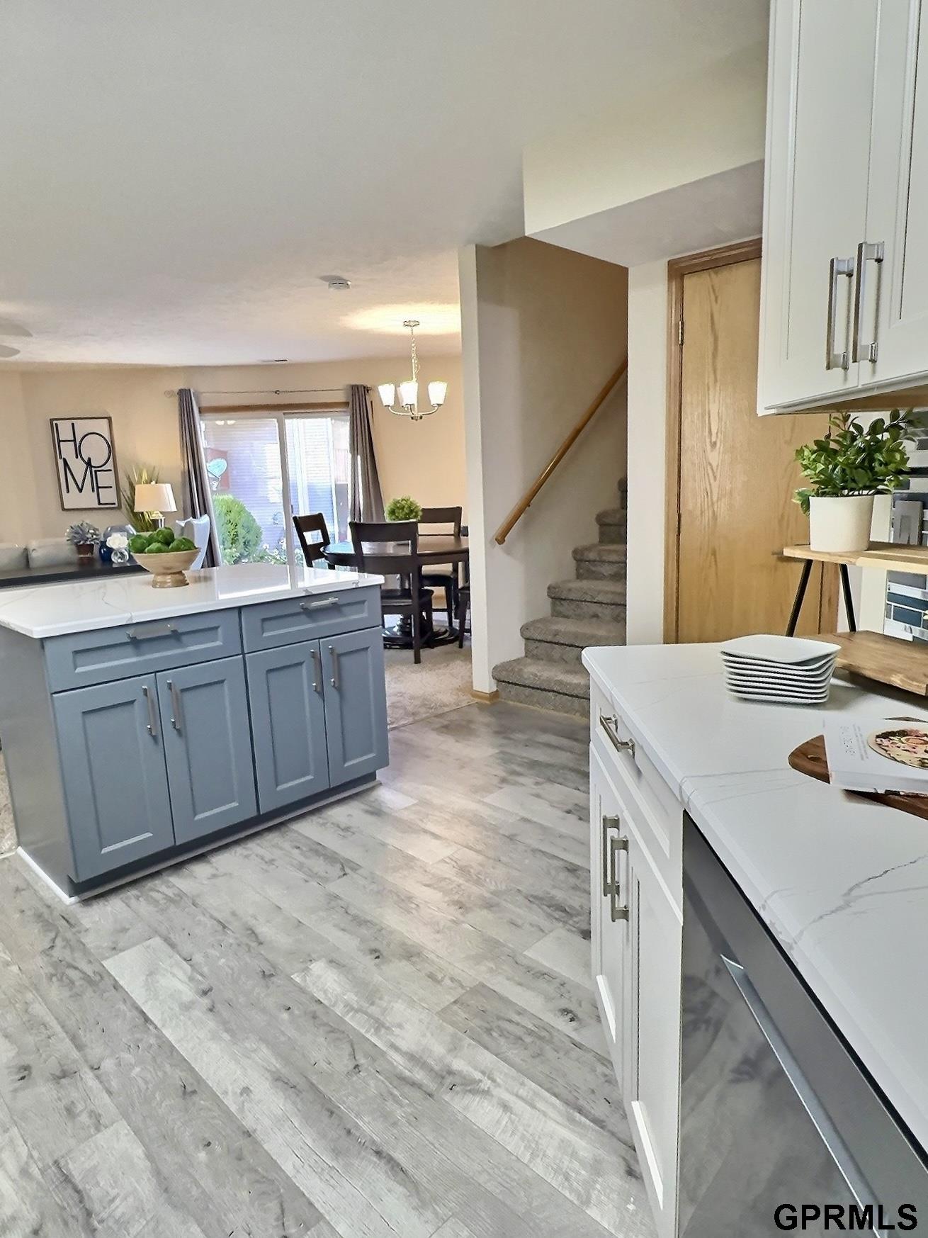 566 Lakeside Drive # 48