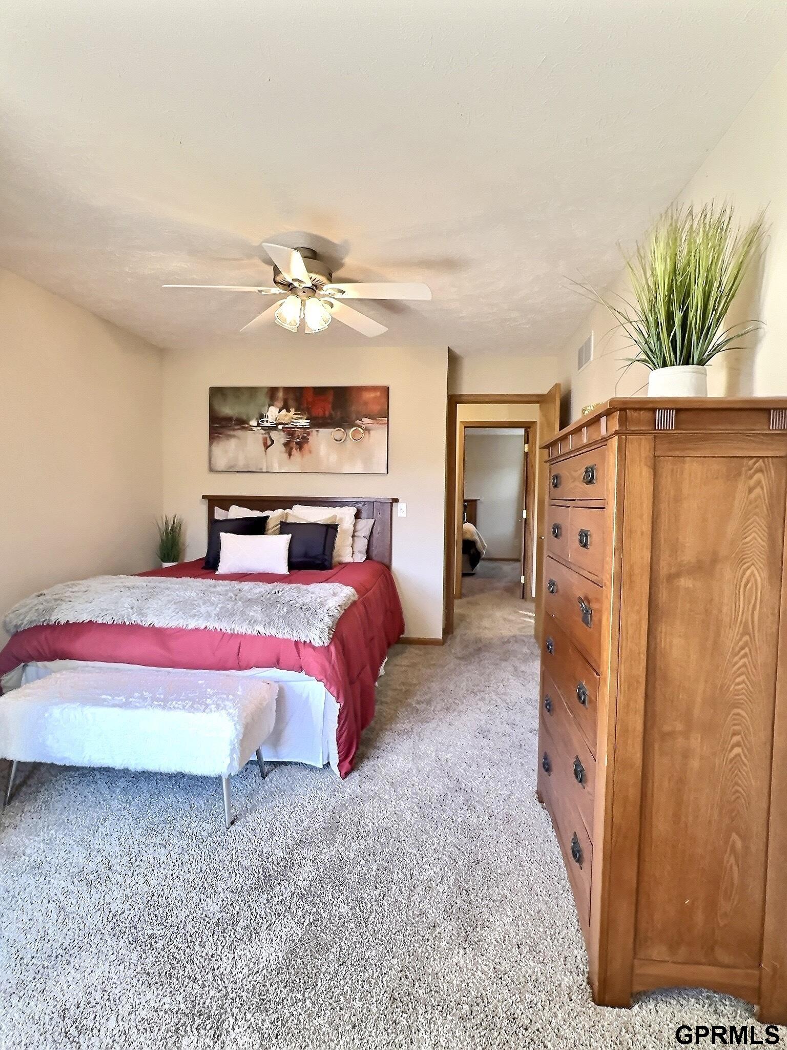 566 Lakeside Drive # 48