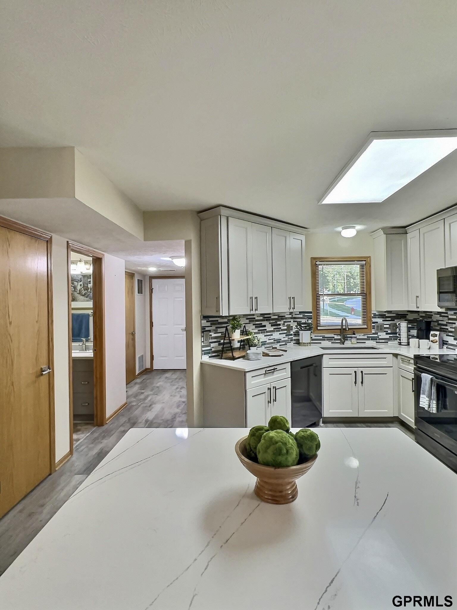 566 Lakeside Drive # 48