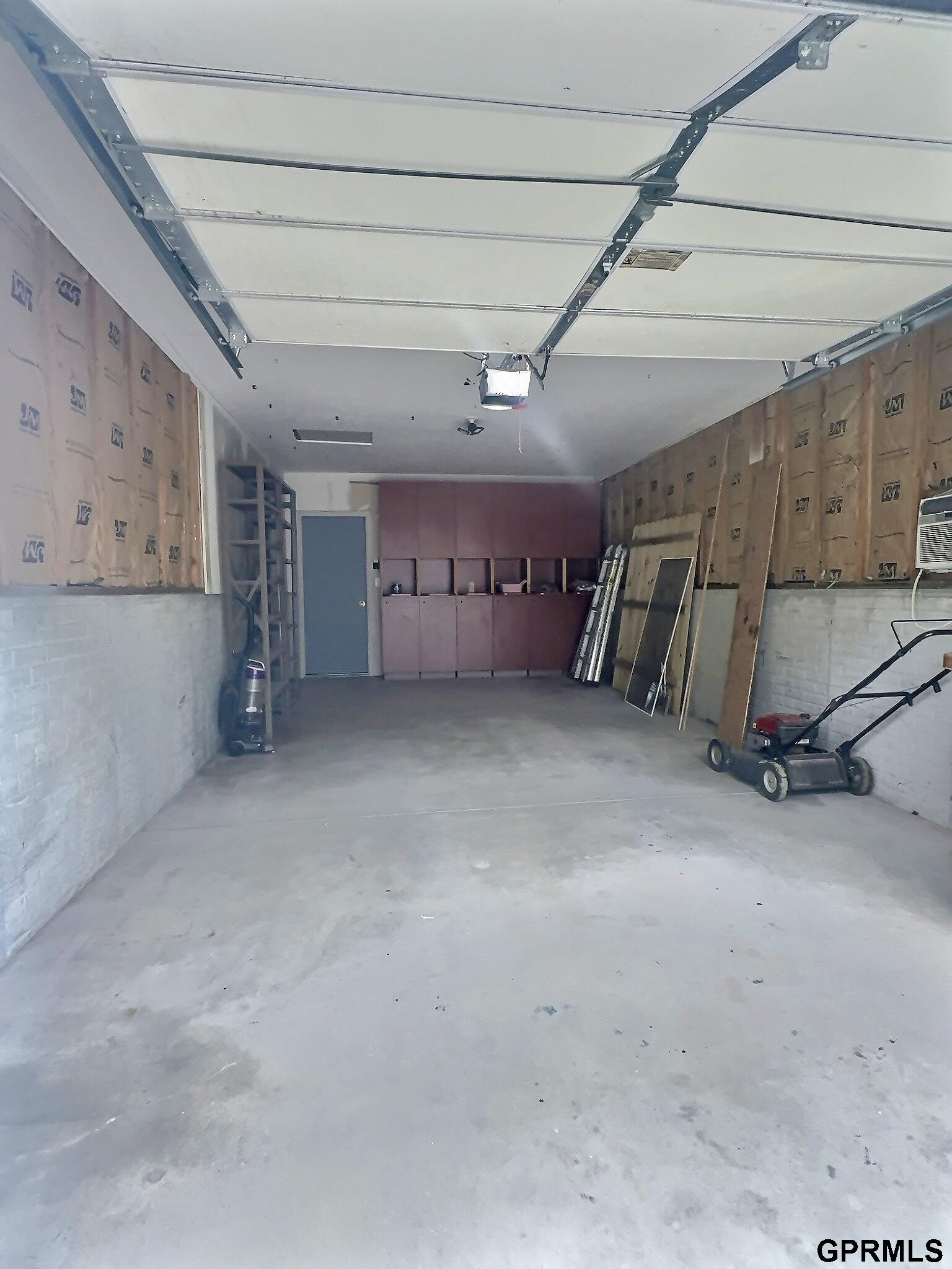 2000 NW 57 Street