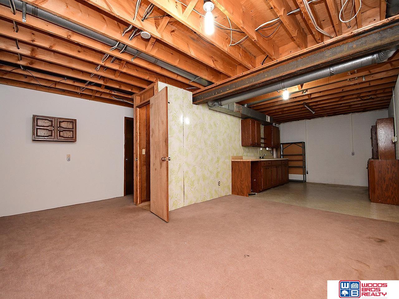 2111 Dodge Street