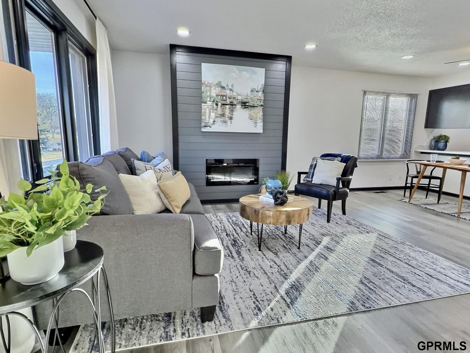 916 Carriage Way # 13