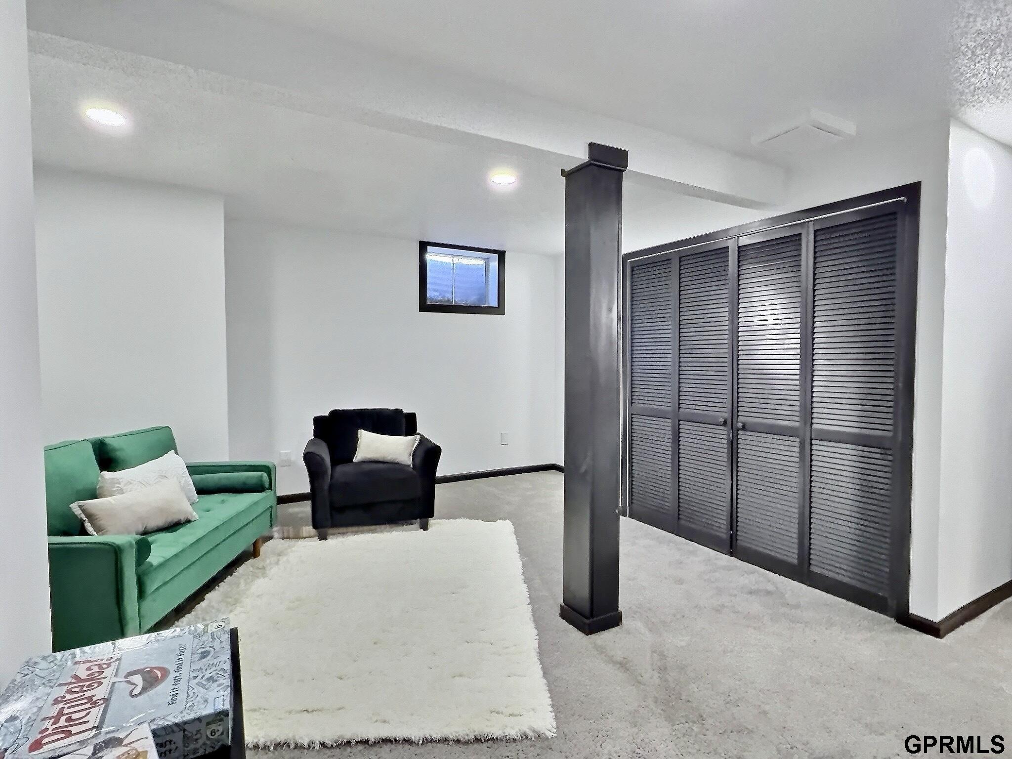 916 Carriage Way # 13