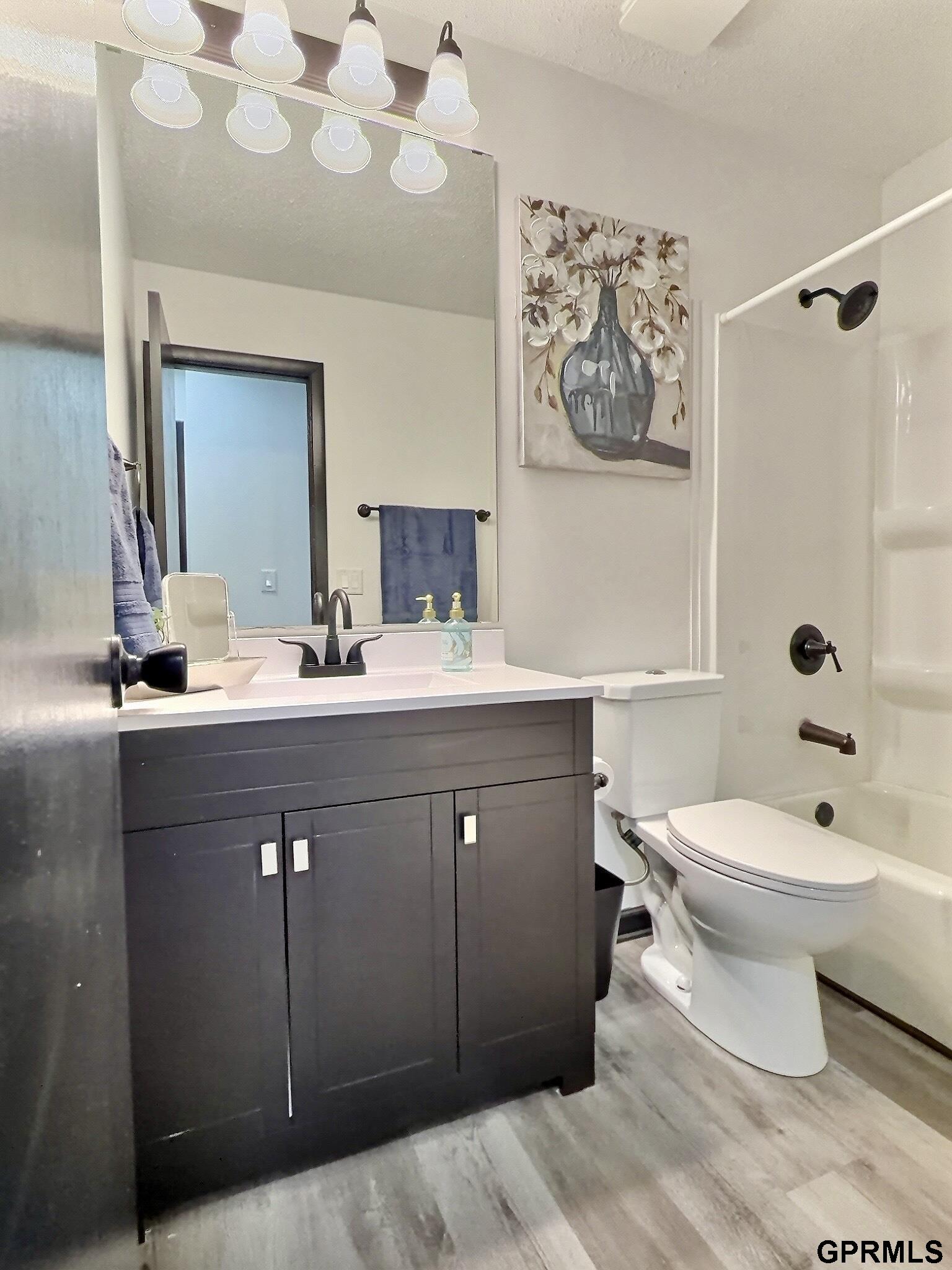 916 Carriage Way # 13