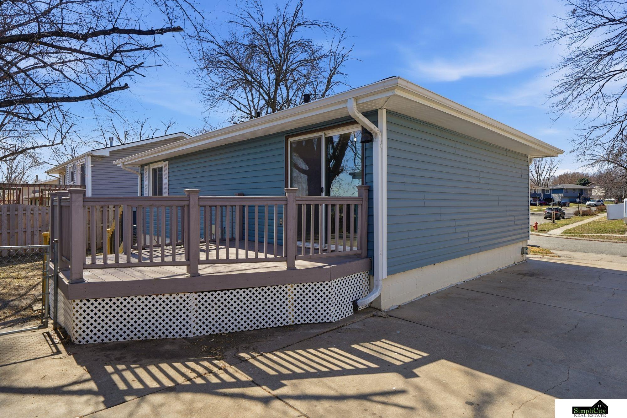 3200 NW 1 Street