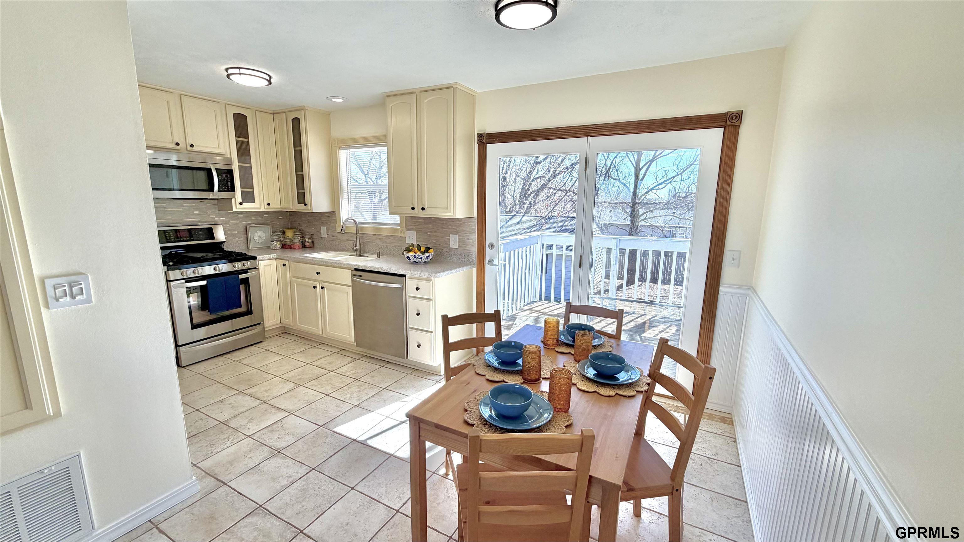 2316 NW 51st Street