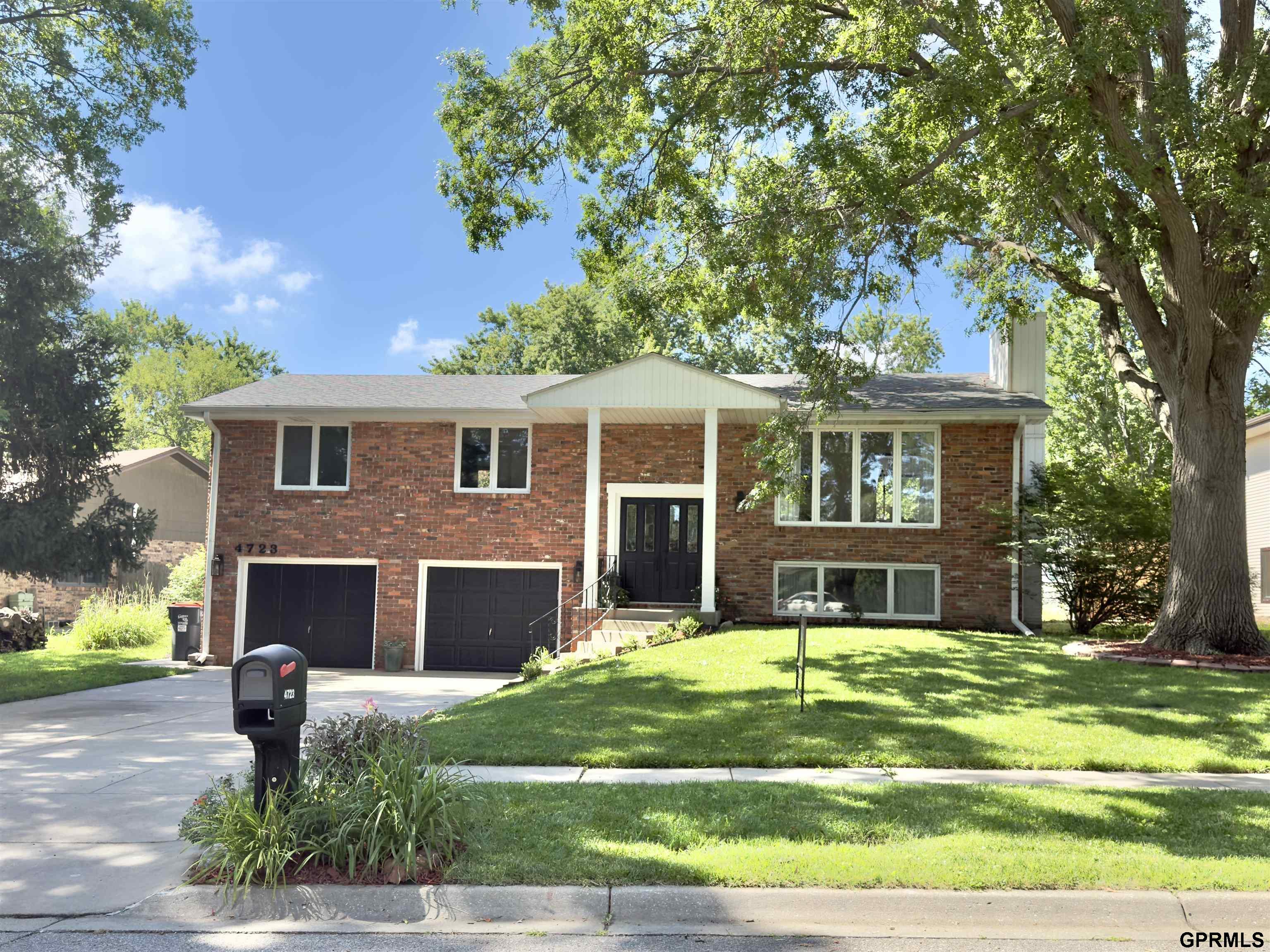4723 Kirkwood Drive