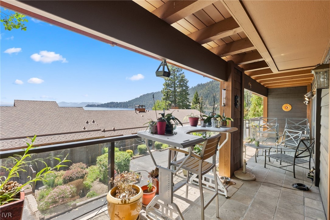 501 Lakeshore Boulevard 15