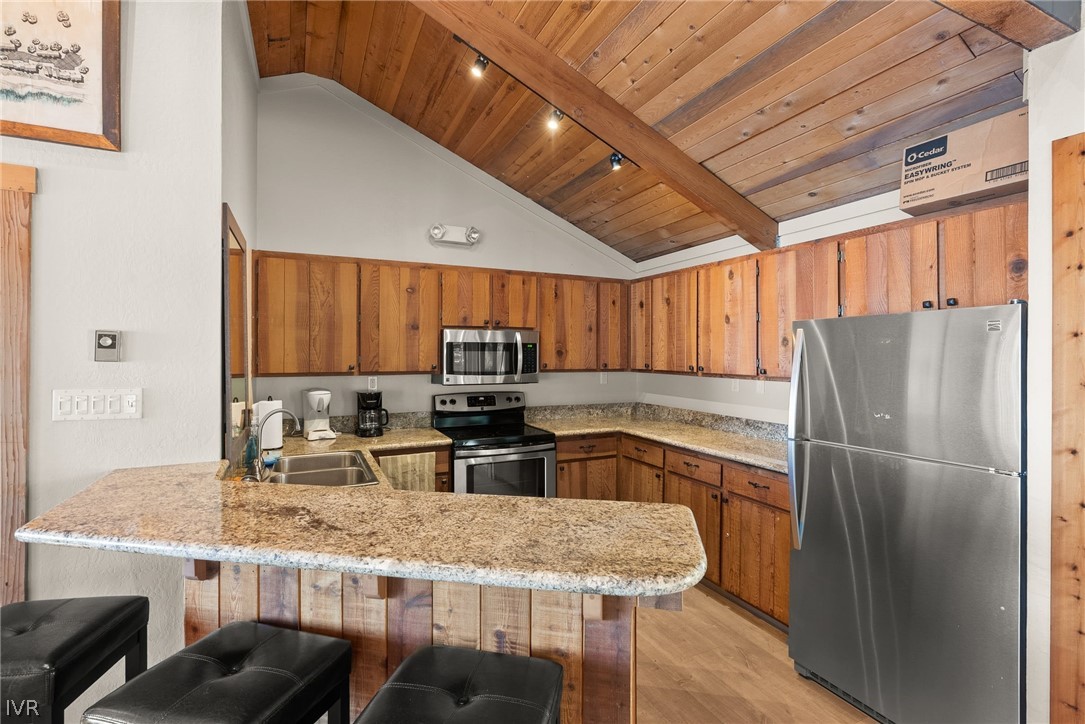 501 Lakeshore Boulevard 15