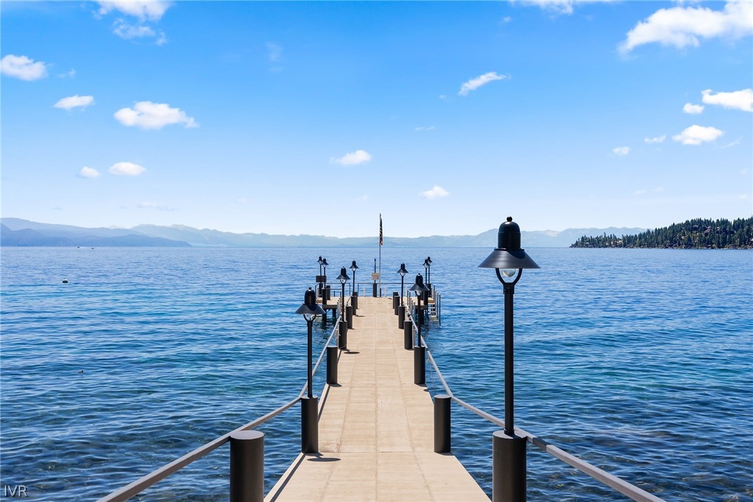 501 Lakeshore Boulevard 15