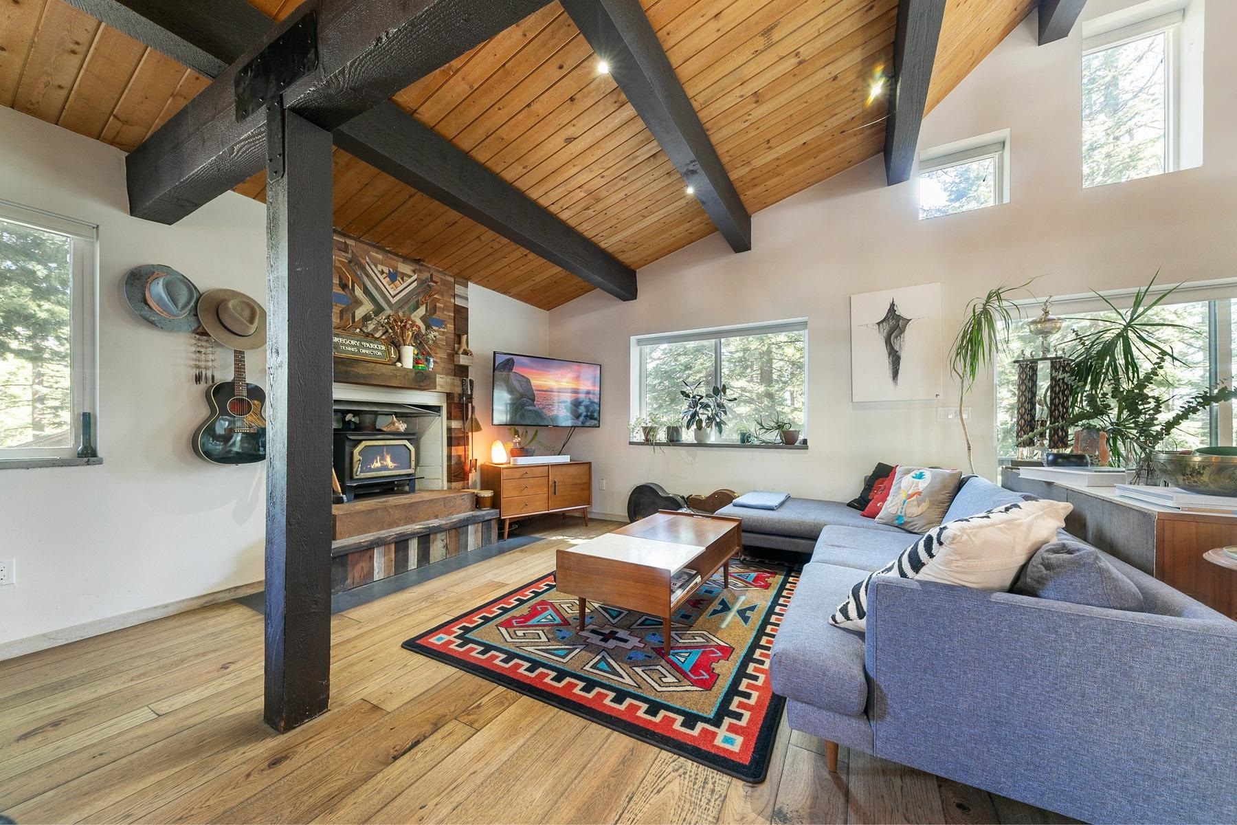 3120 Polaris Road