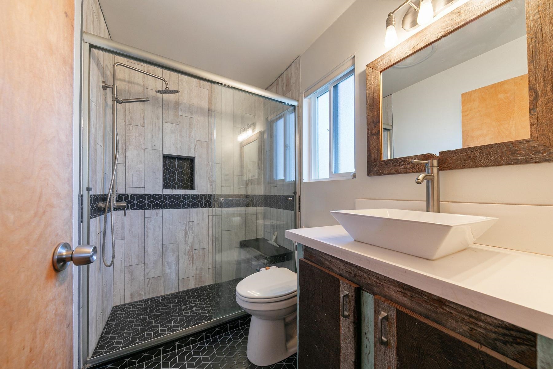3120 Polaris Road