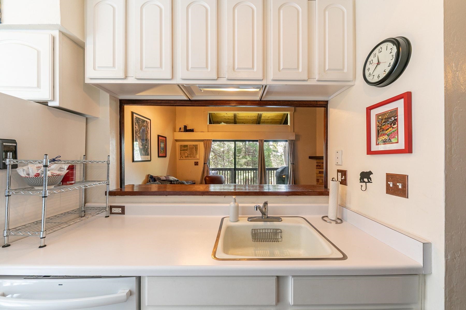 2755 North Lake Boulevard # 5 Unit: #5