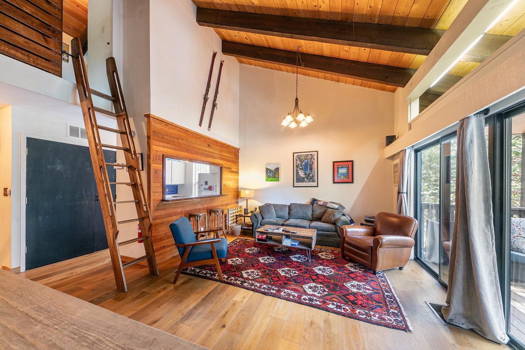 2755 North Lake Boulevard # 5 Unit: #5