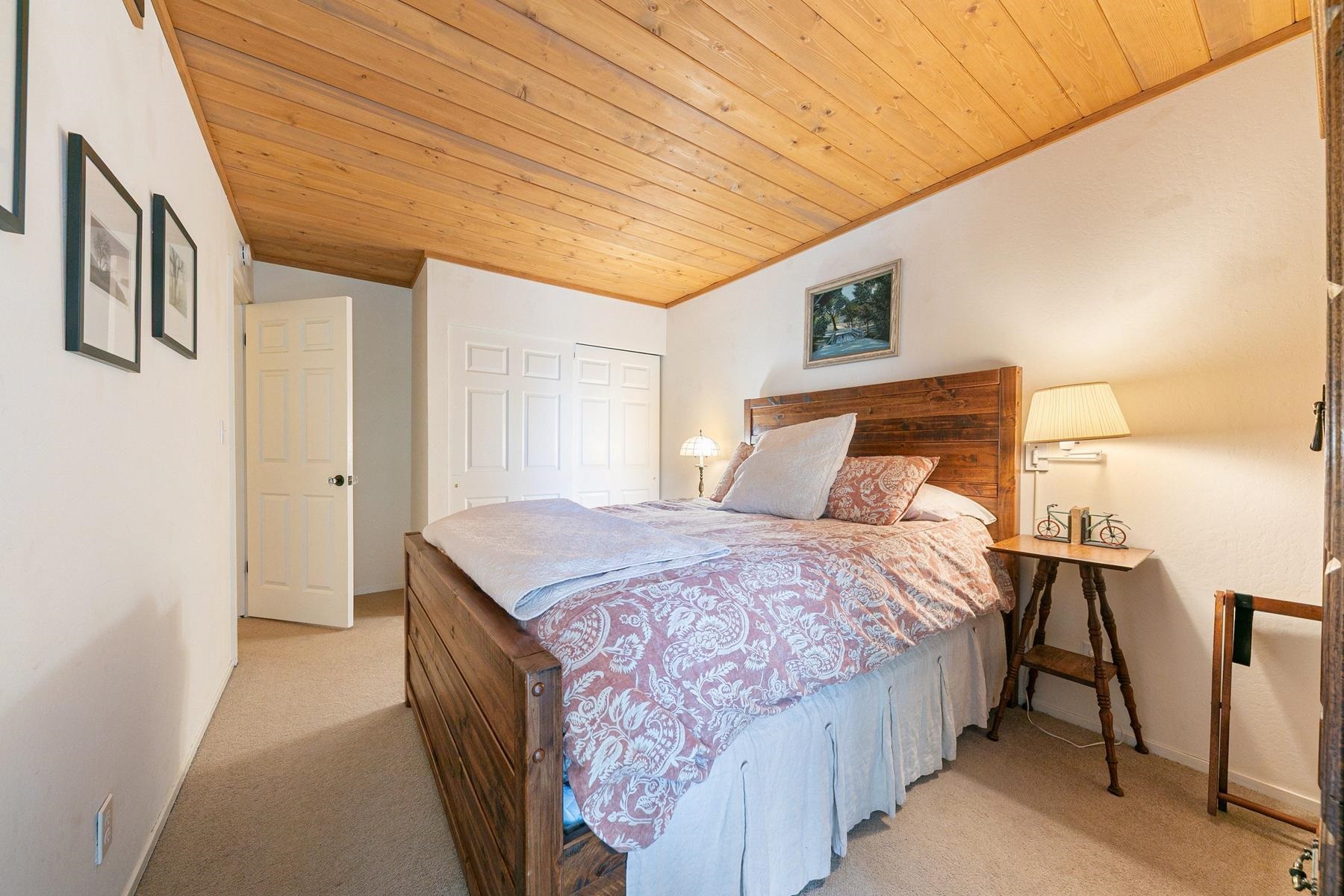 2755 North Lake Boulevard # 5 Unit: #5