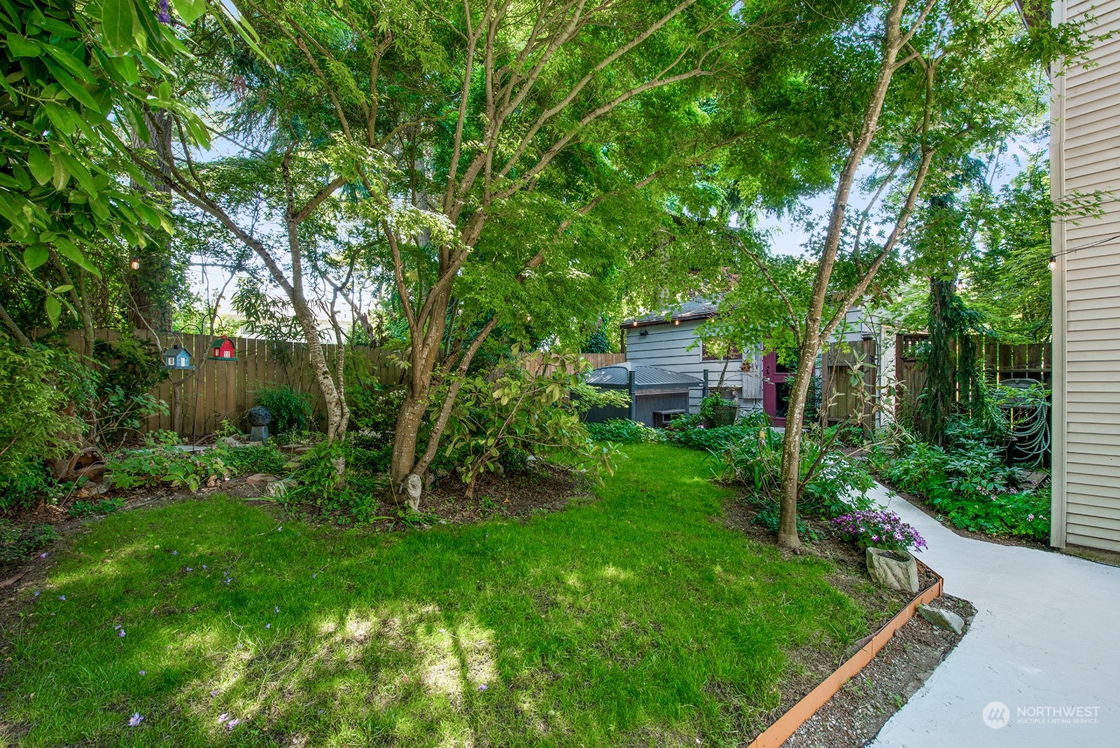 1217 SW Orchard Street