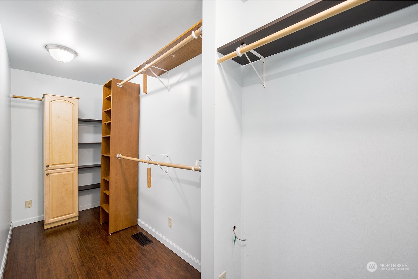 1217 SW Orchard Street