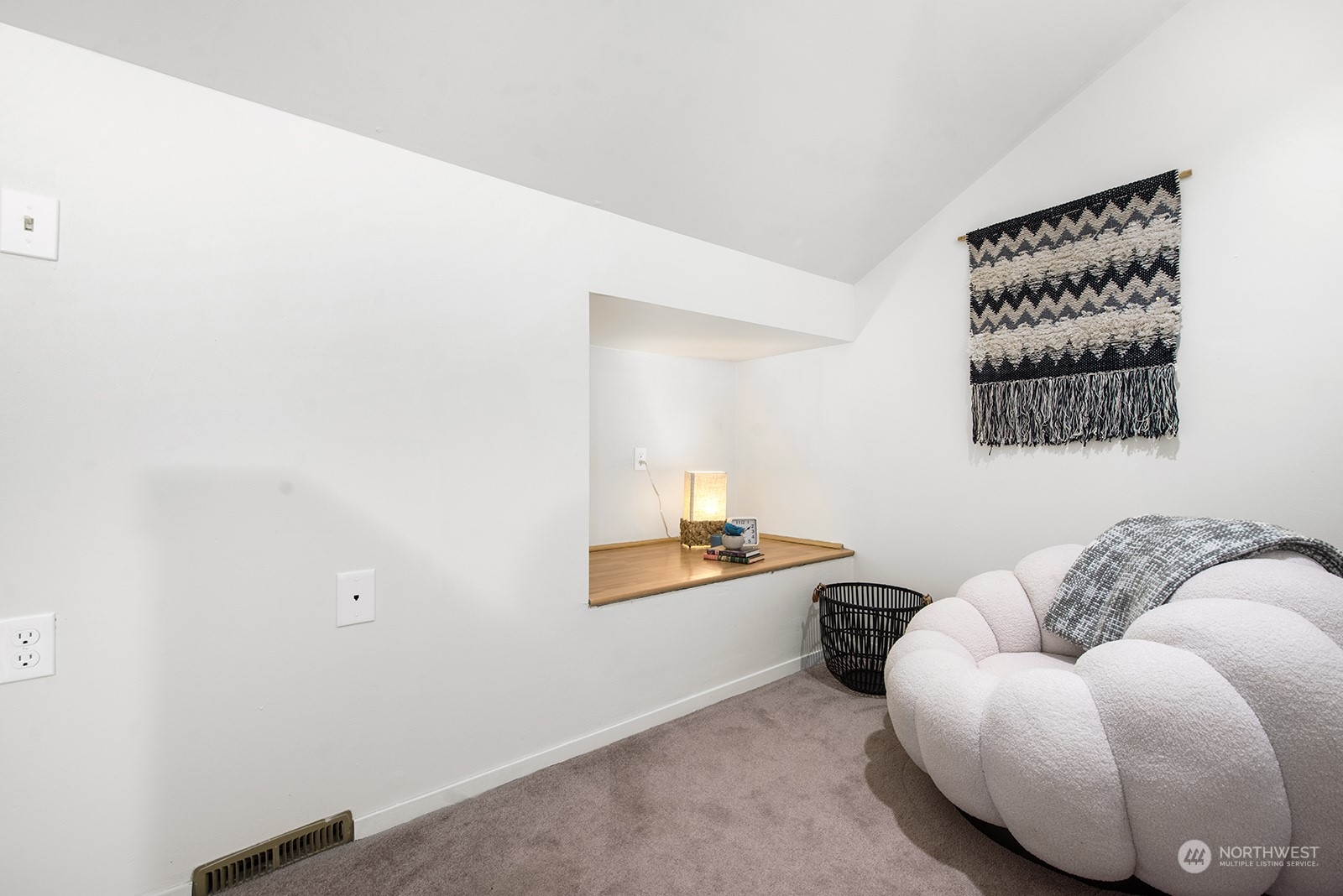 1217 SW Orchard Street