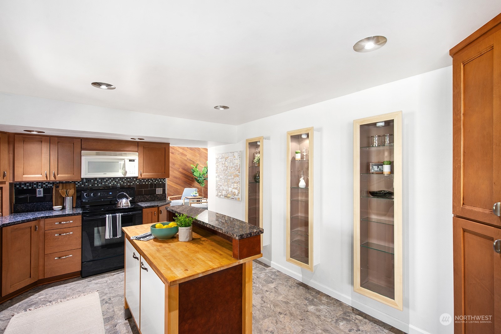 1217 SW Orchard Street