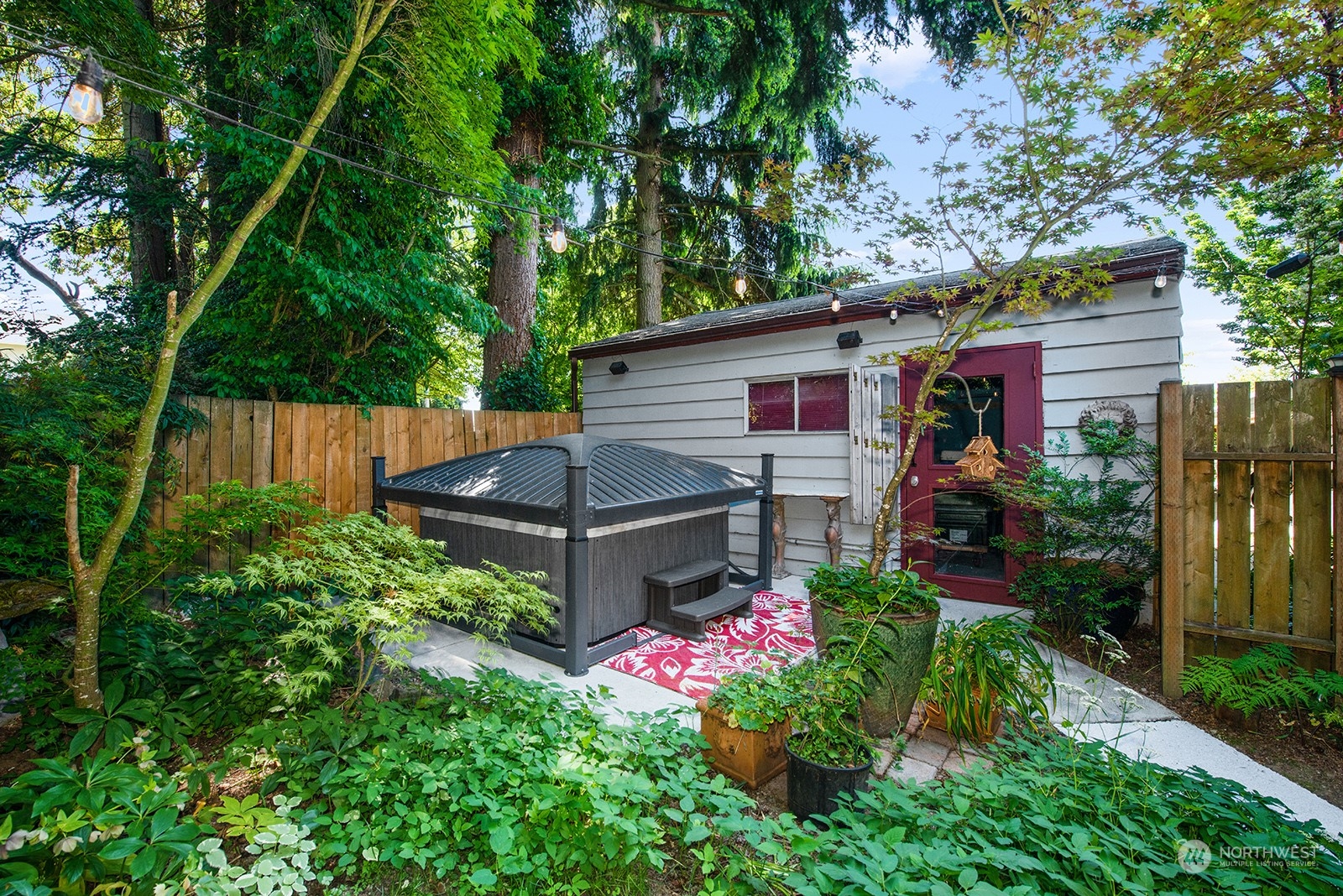 1217 SW Orchard Street