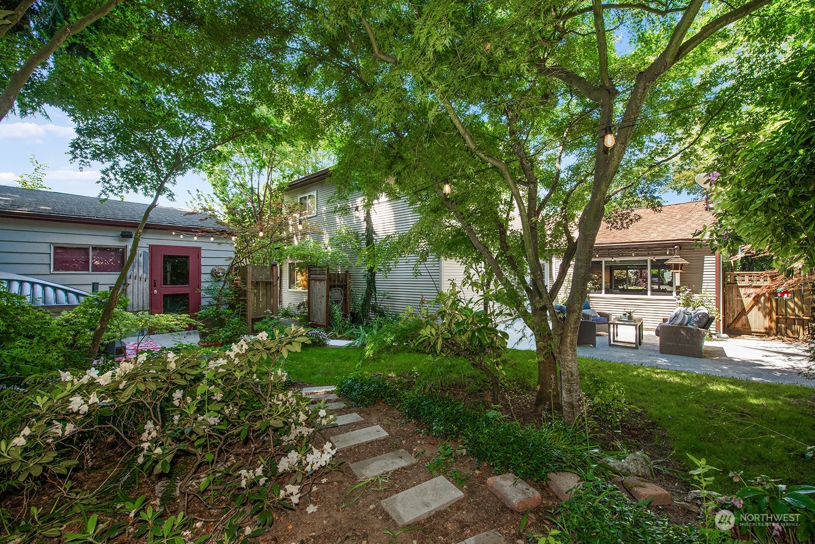 1217 SW Orchard Street