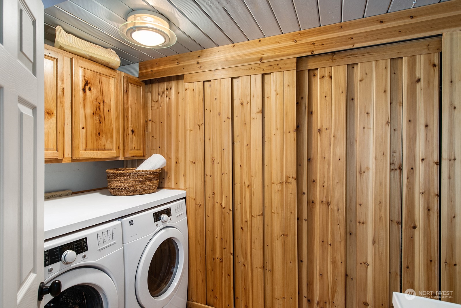 1217 SW Orchard Street