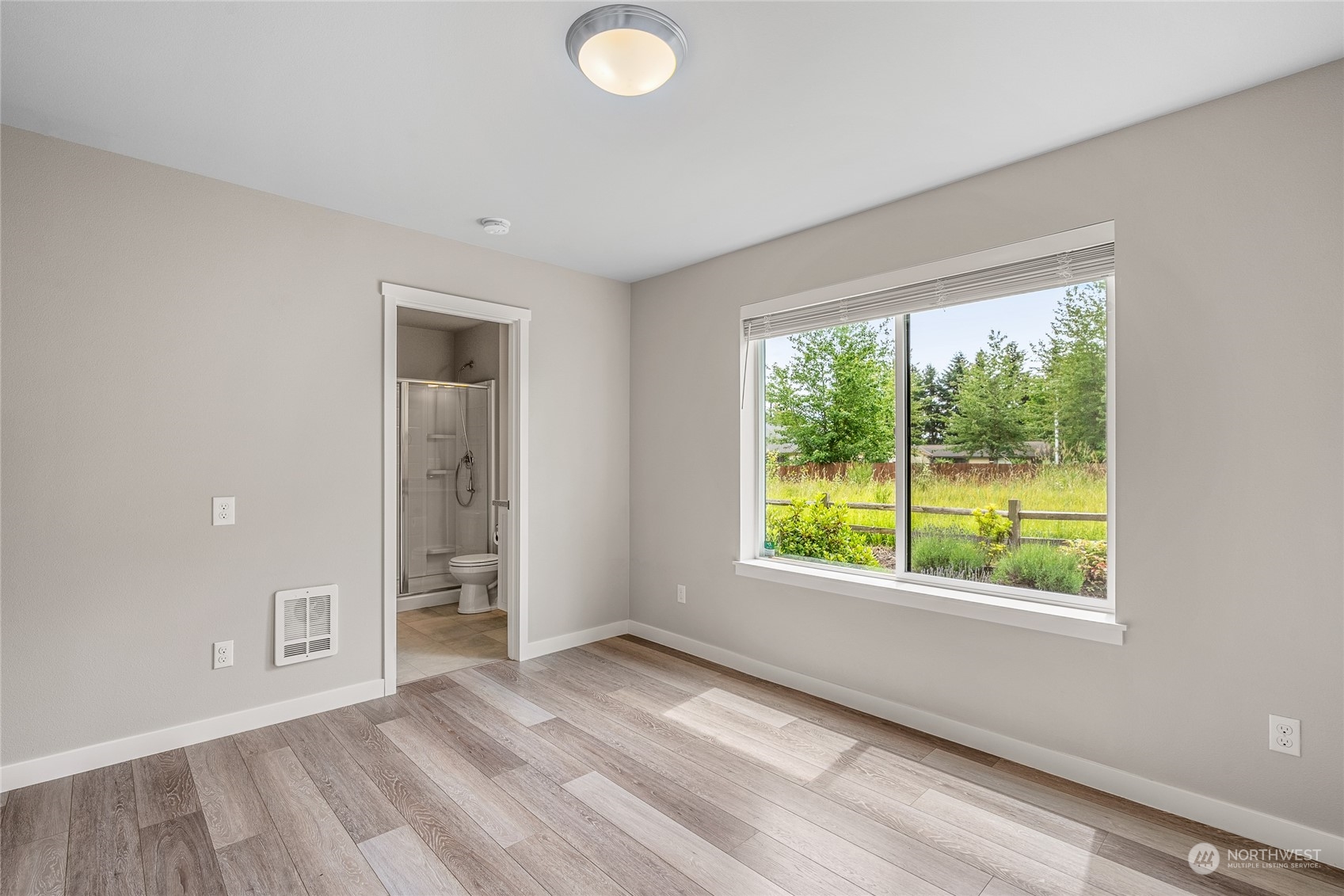 12718 35th Avenue SE Unit: J4