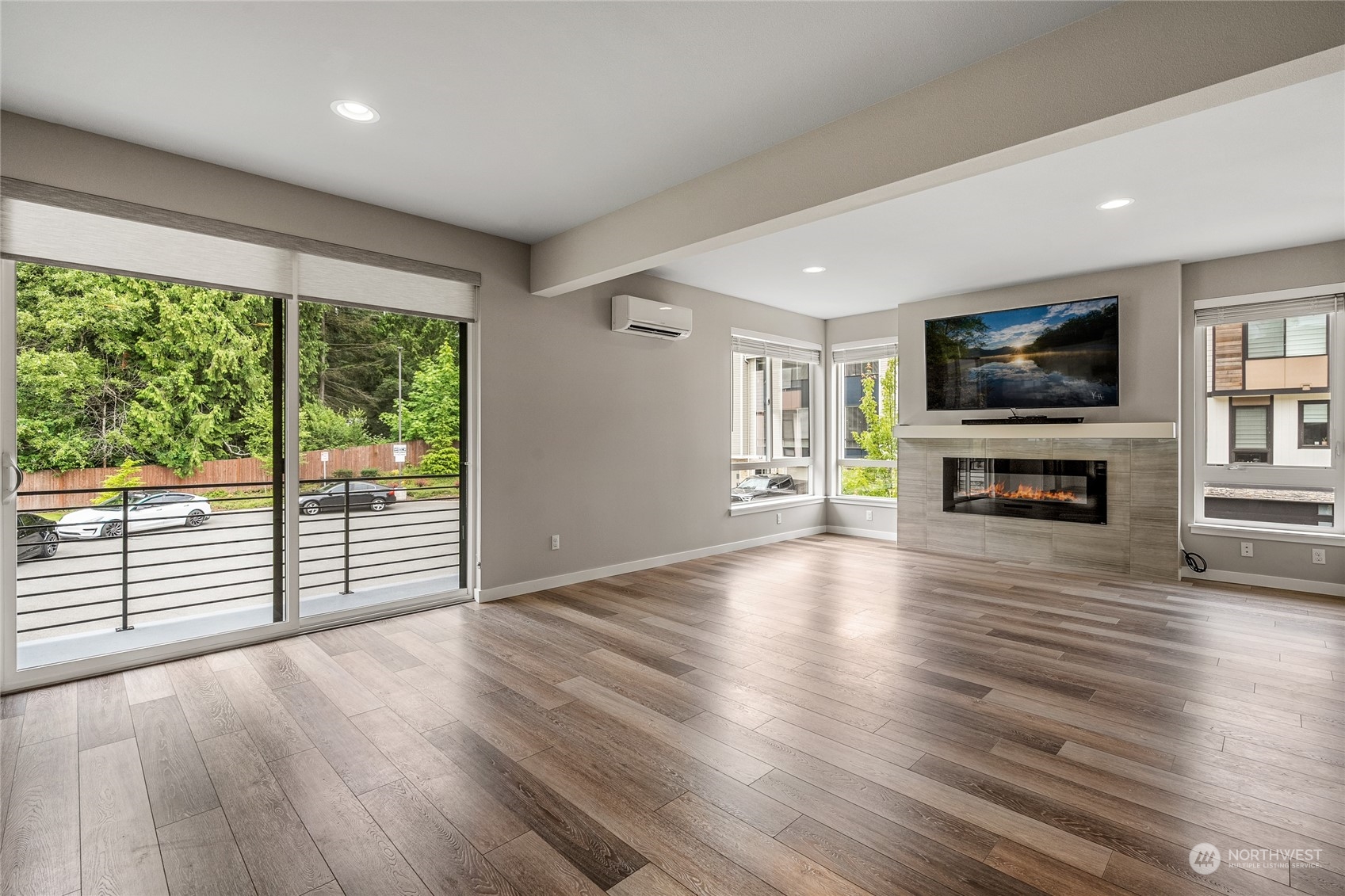12718 35th Avenue SE Unit: J4